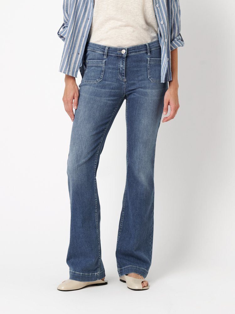 TONI Bootcut-Jeans Perfect Shape Bootcut mit kleinen Fronttaschen