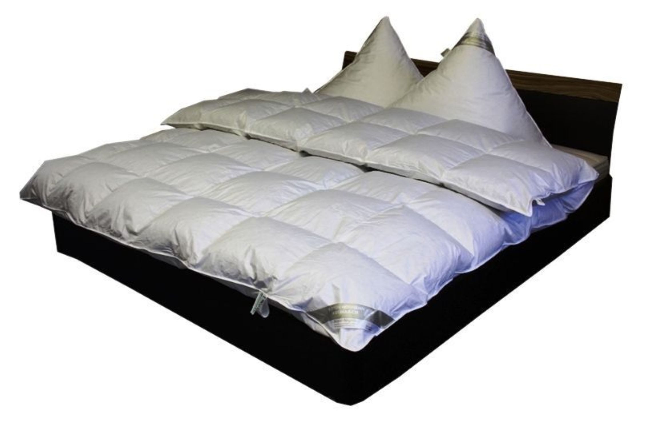 Betten Hofmann Daunenbettdecke Betten Hofmann Premium 8cm Hochsteg pilsner Gänsedaunendecke 135x200cm, Füllung: 100% Gänsedaunen, Bezug: 100% Baumwolle, warme und weiche Winterdaunendecke, made in Germany, hypoallergen