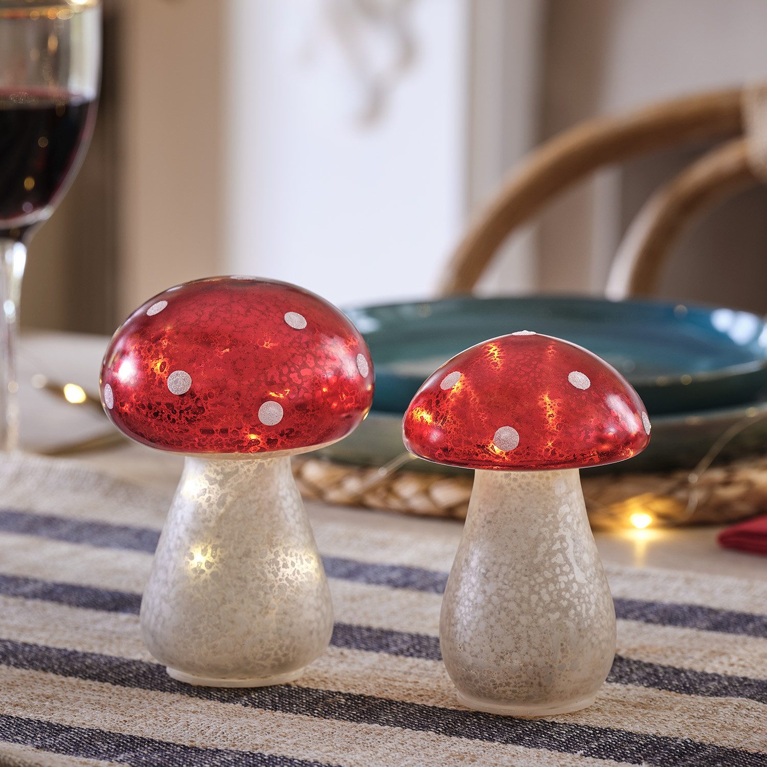 Lights4fun LED Dekolicht LED Glas Weihnachtsdeko Fliegenpilze