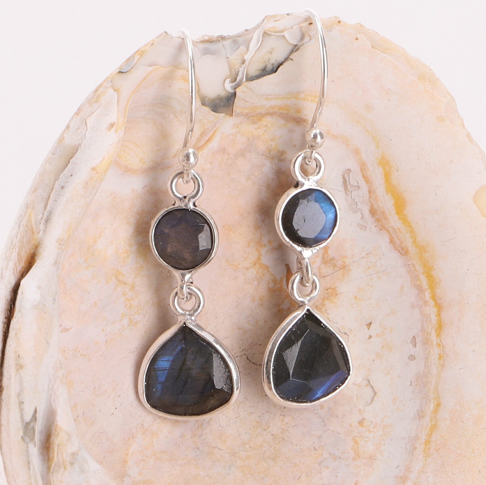Guru-Shop Paar Ohrhänger Geschliffene Boho Silberohrringe - Labradorit günstig online kaufen