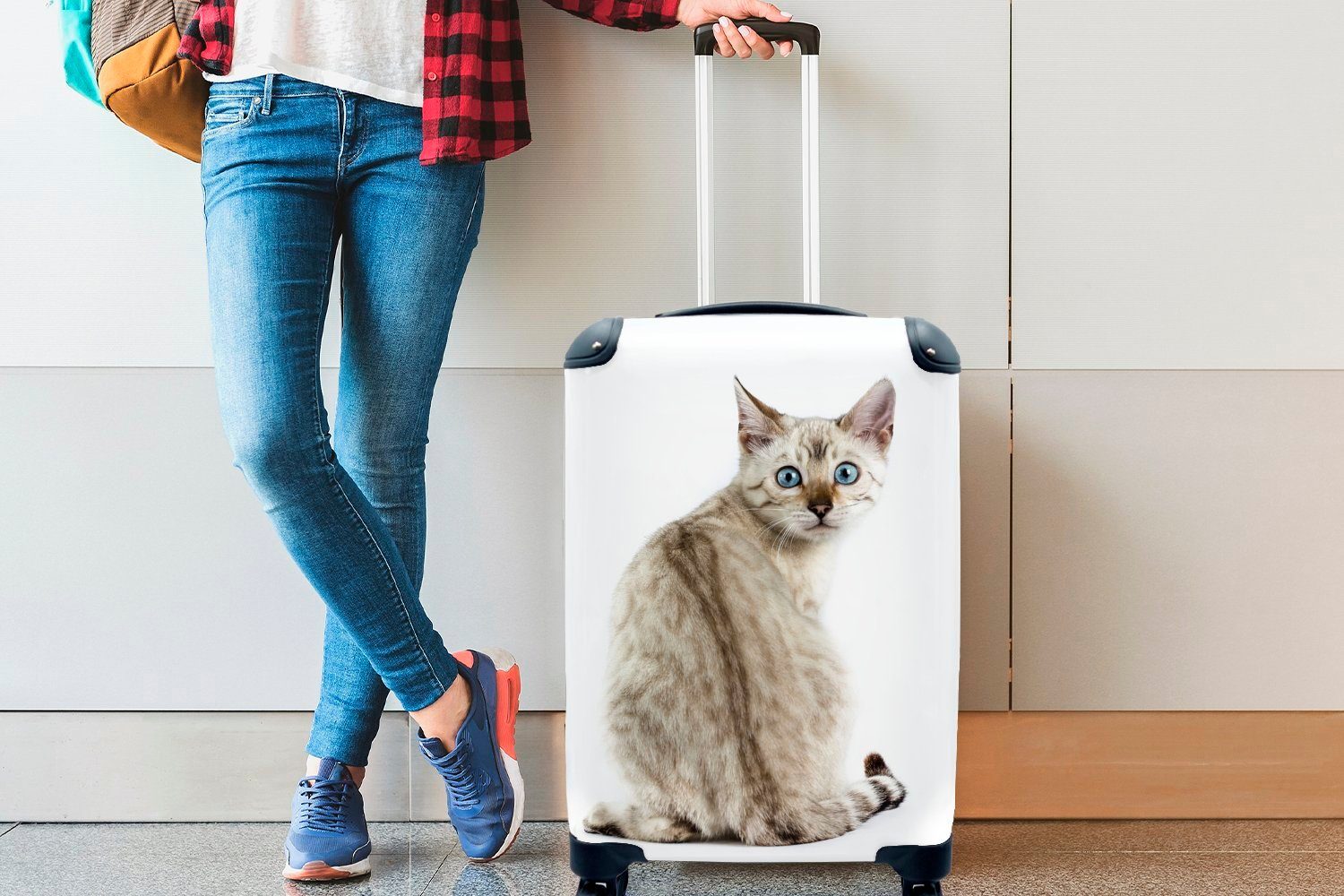 Trolley, für rollen, mit Reisekoffer Handgepäck Reisetasche Rollen, Hintergrund, Ferien, weißem Handgepäckkoffer 4 auf MuchoWow Bengalische Katze