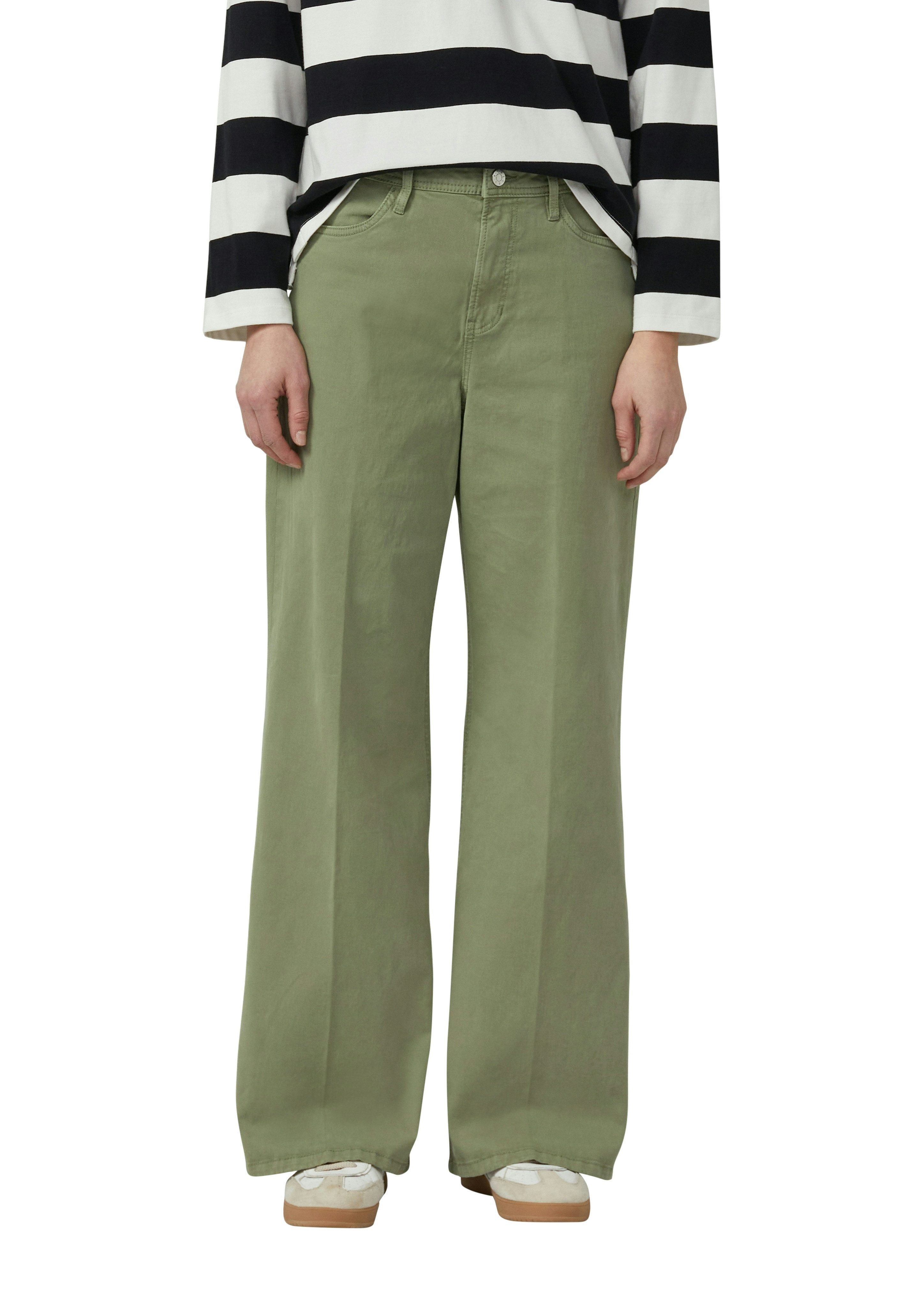 s.Oliver Schlagjeans mit Schlag und Stretch