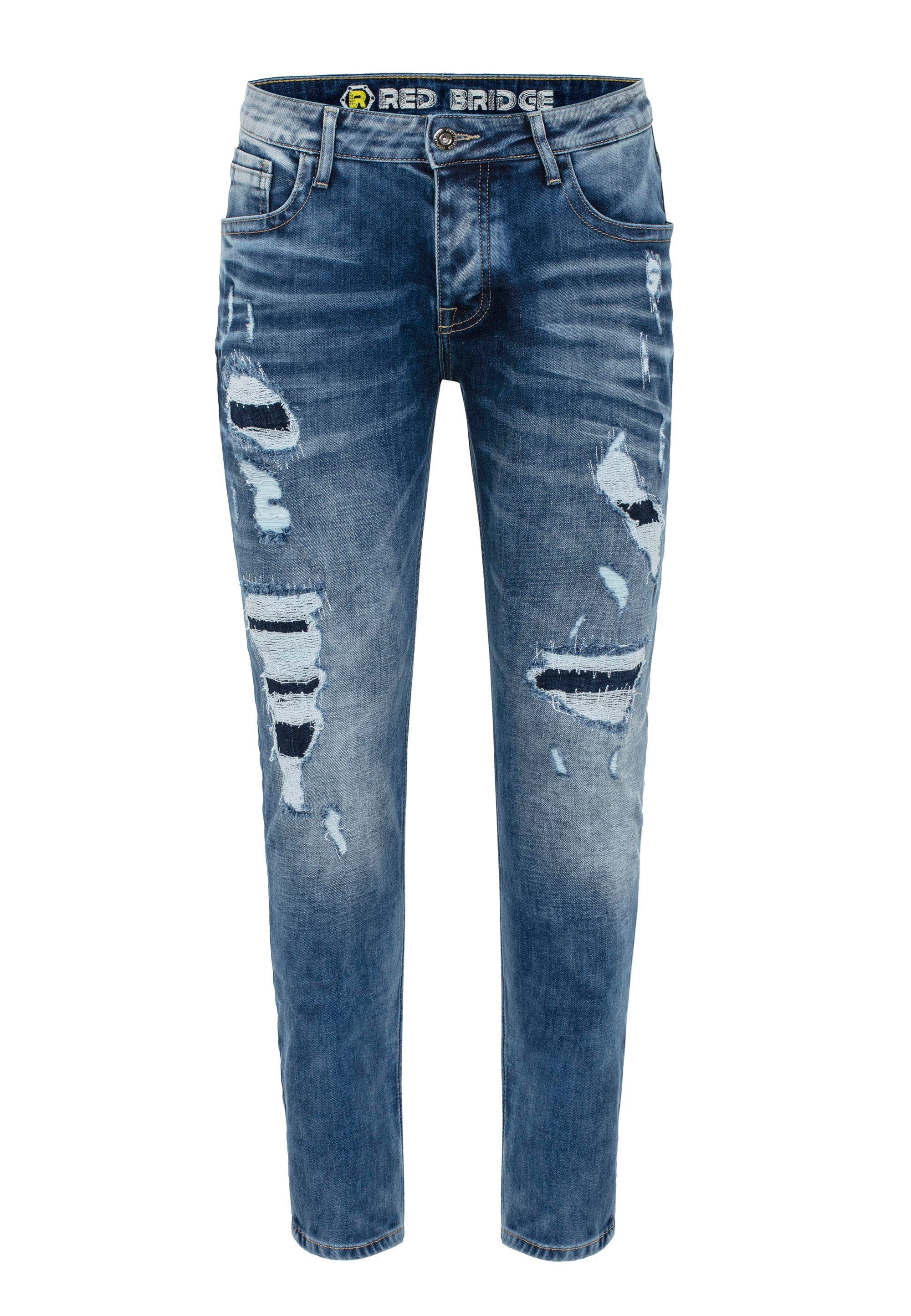 Destroyed-Elementen Bequeme Farnborough RedBridge coolen mit Jeans