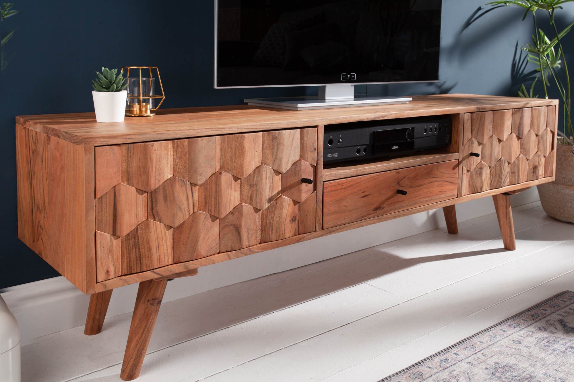 Lowboard MYSTIC LIVING von SITHEIM.de - Einrichtungsvorschlag