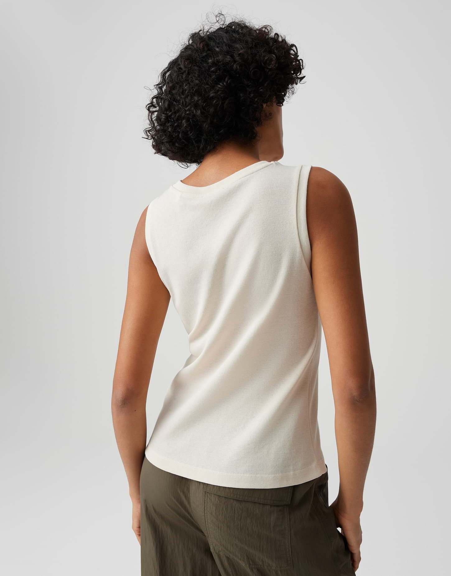 OPUS Kurzarmshirt Tanktop aus nachhaltigem Baumwoll-Mix Weicher Griff, elastischer Stoff für komfortable Passform