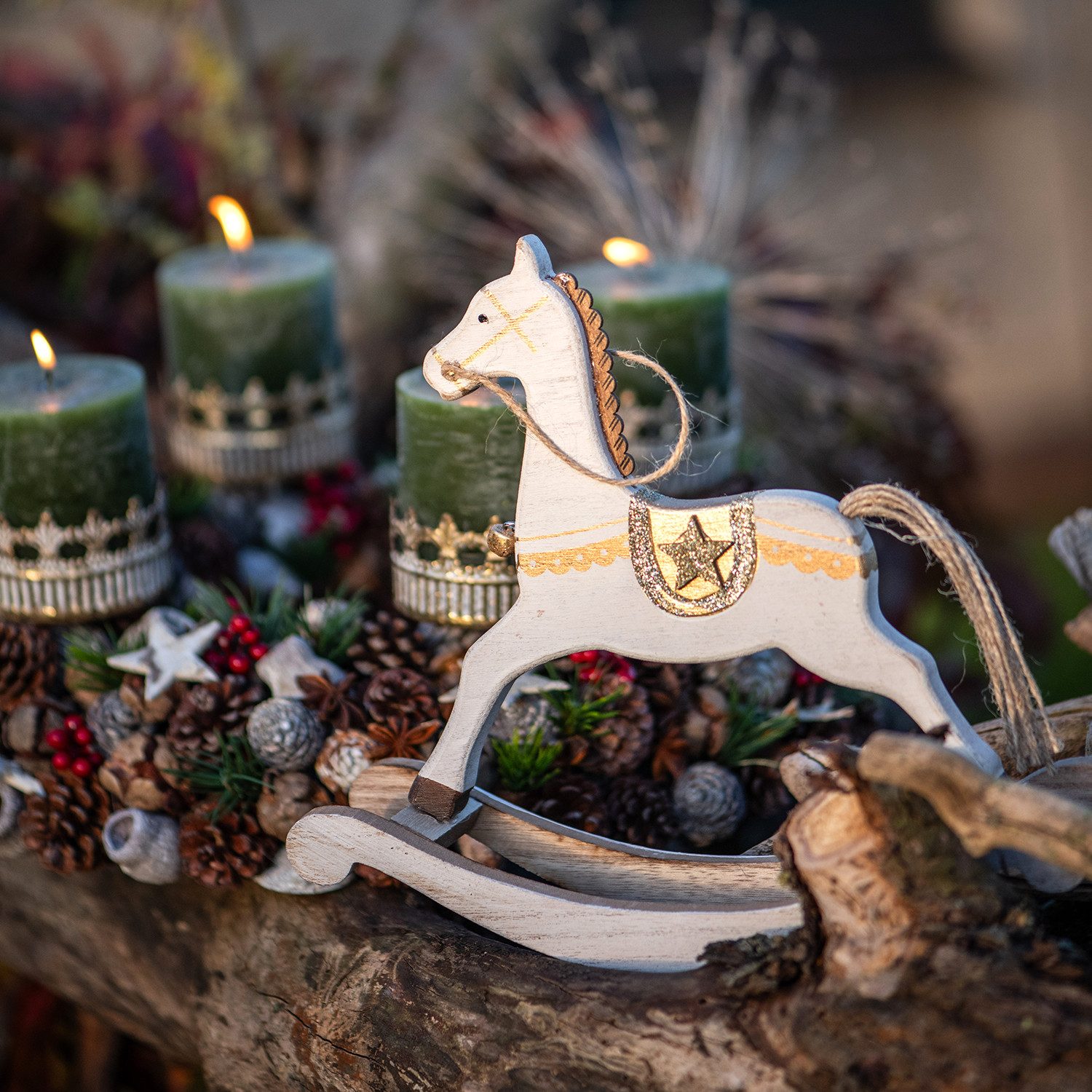Florists Products Weihnachtsmann Schaukelpferd Holz Vintage Weihnachtsdeko Weiß Gold