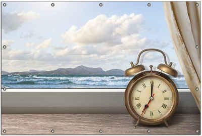 Wallario Sichtschutzzaunmatten Guten Morgen sagt das Meer - Wecker und Vorhang am Fenster