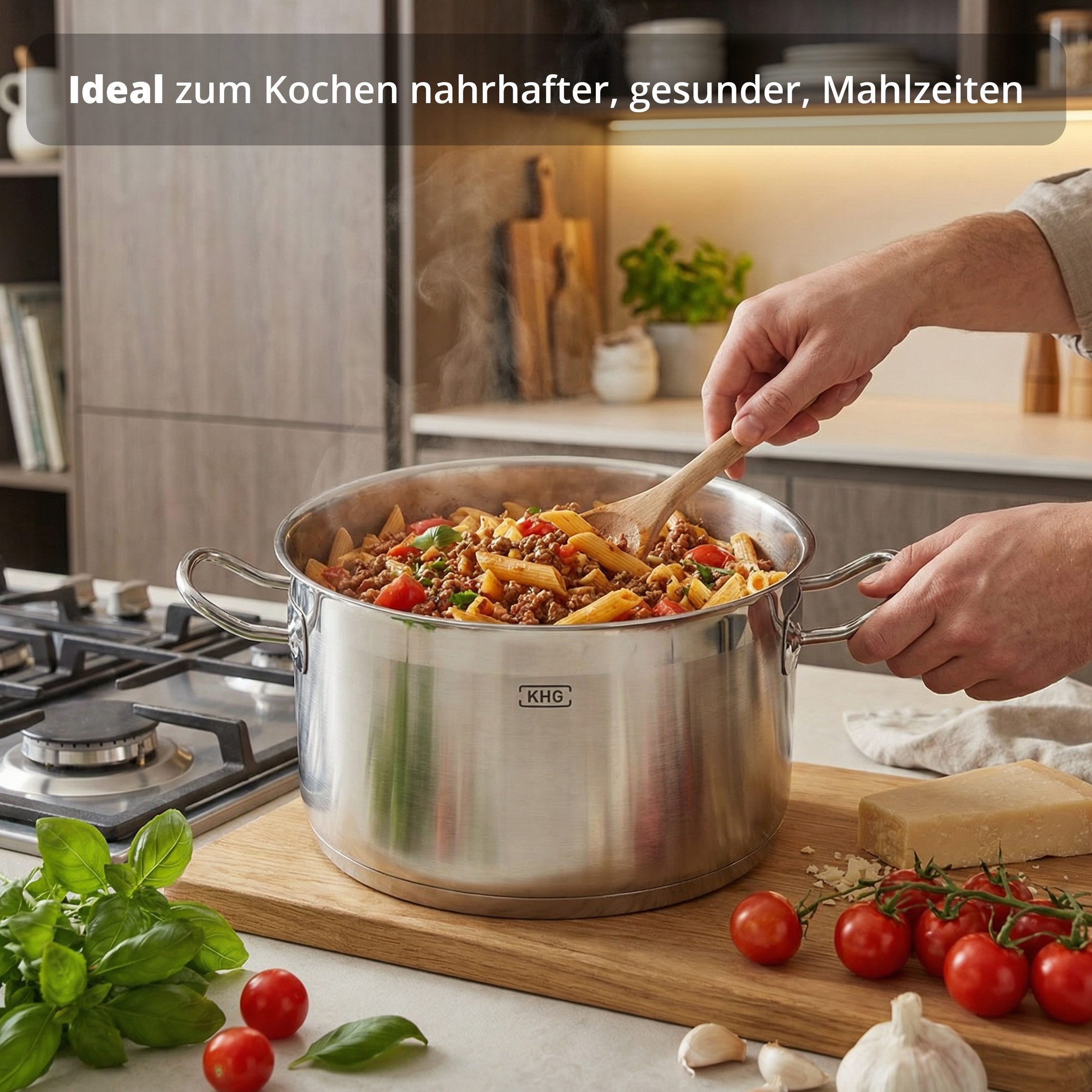 KHG Kochtopf Kochtopf 24 cm Durchmesser, inkl. Glasdeckel, Edelstahl, 5 Liter Volumen, Innenskala, für alle Herdarten inklusive Induktion