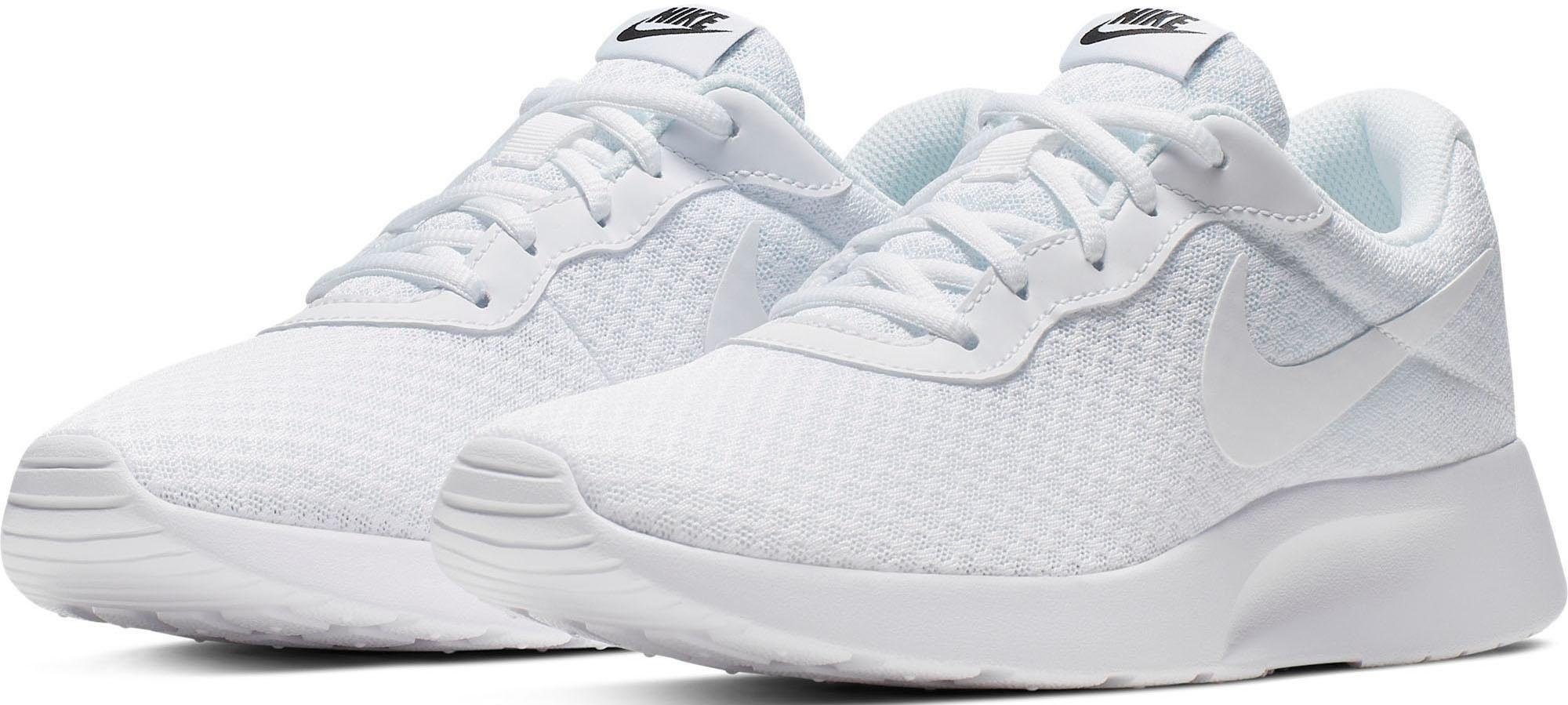 sneaker tanjun nike