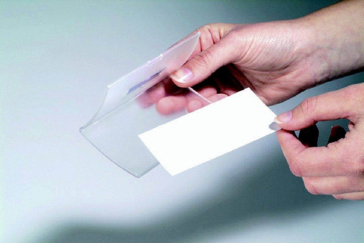 DURABLE Hinweisschild Namensschild aufklappbar PP 54x90mm farblos VE=10 Stück