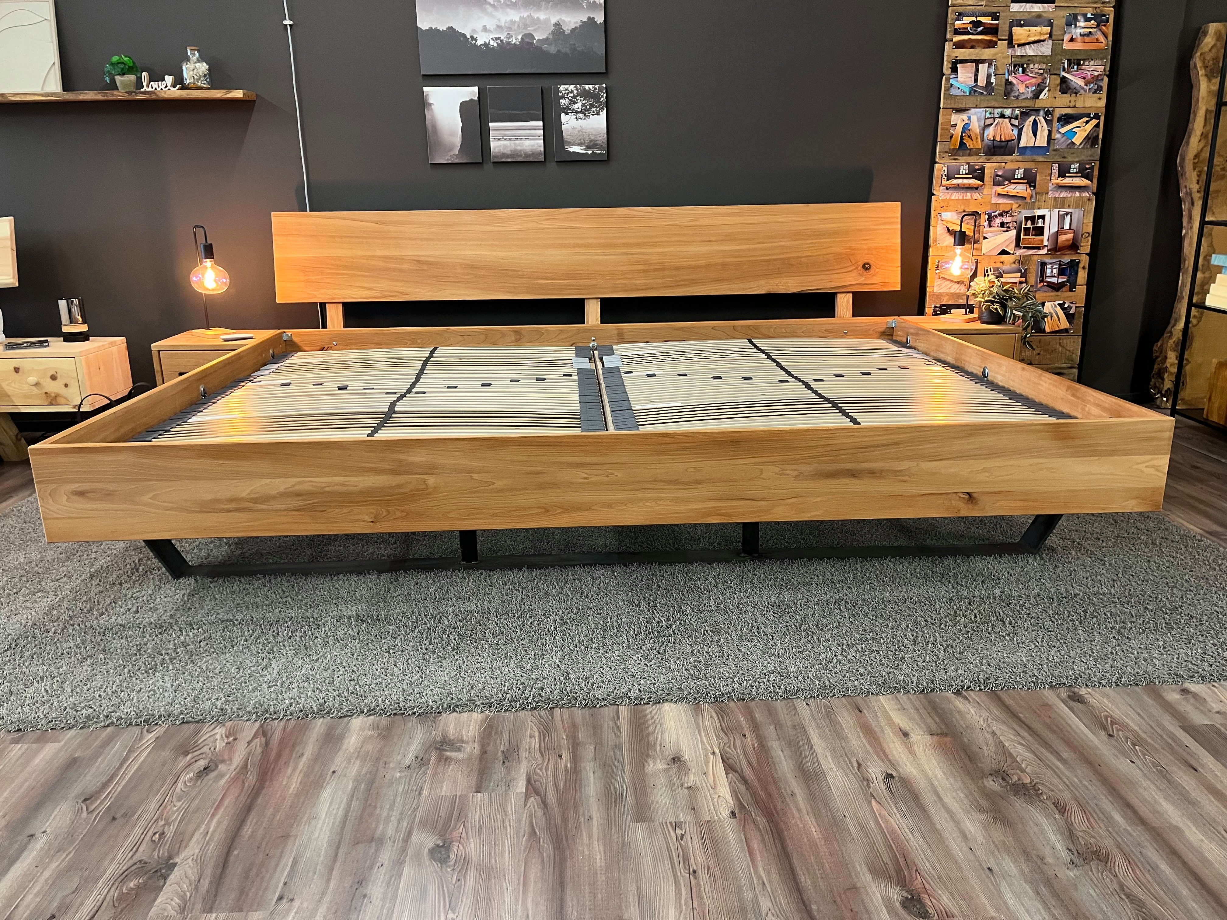 Möbel Specht Massivholzbett Family Steel Kernbuche (XXL-Bett, Familienbett bis zu einer Liegefläche von 400x220cm), stabile Kufen aus Stahl