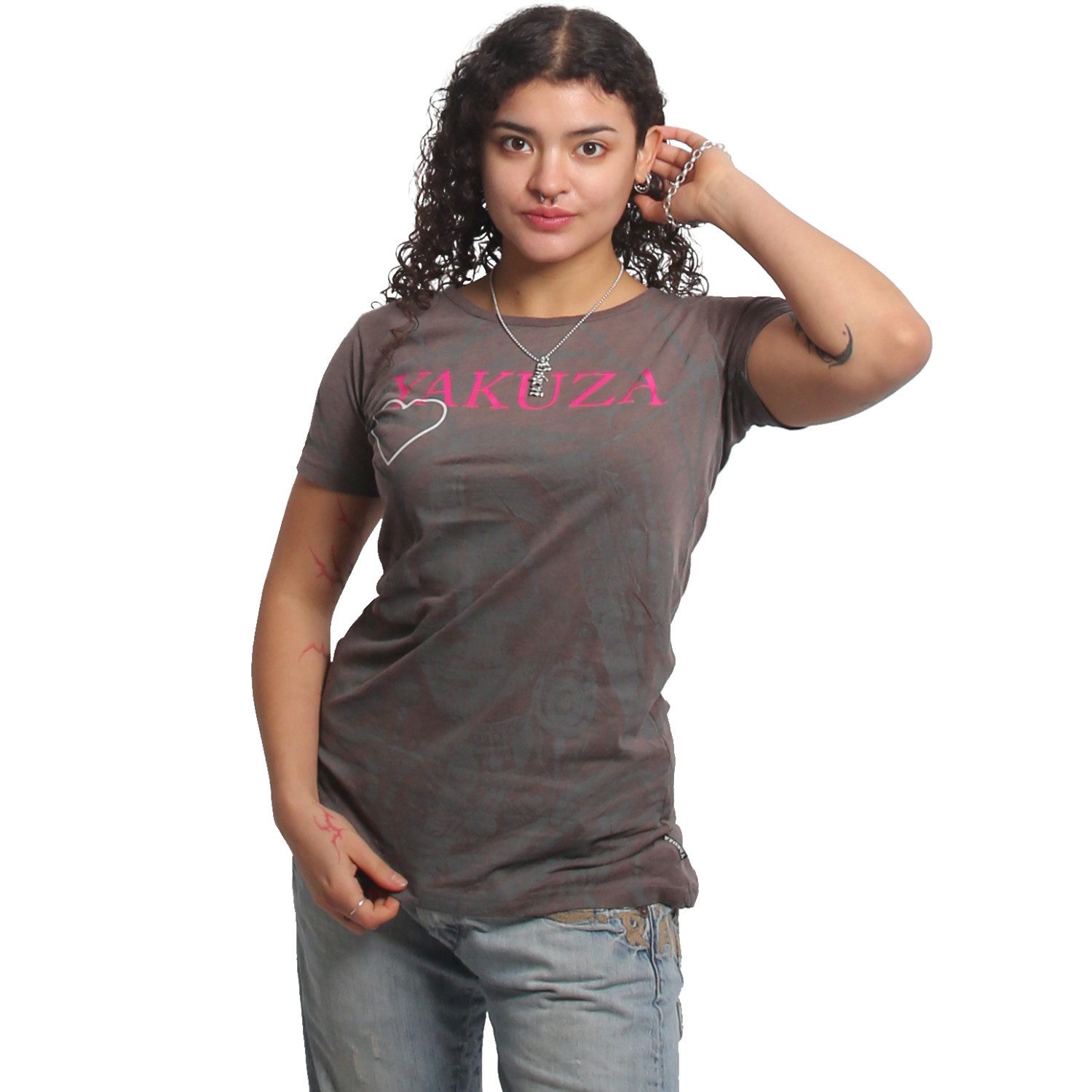 YAKUZA Rundhalsshirt Thorns mit verlängertem Rückenteil