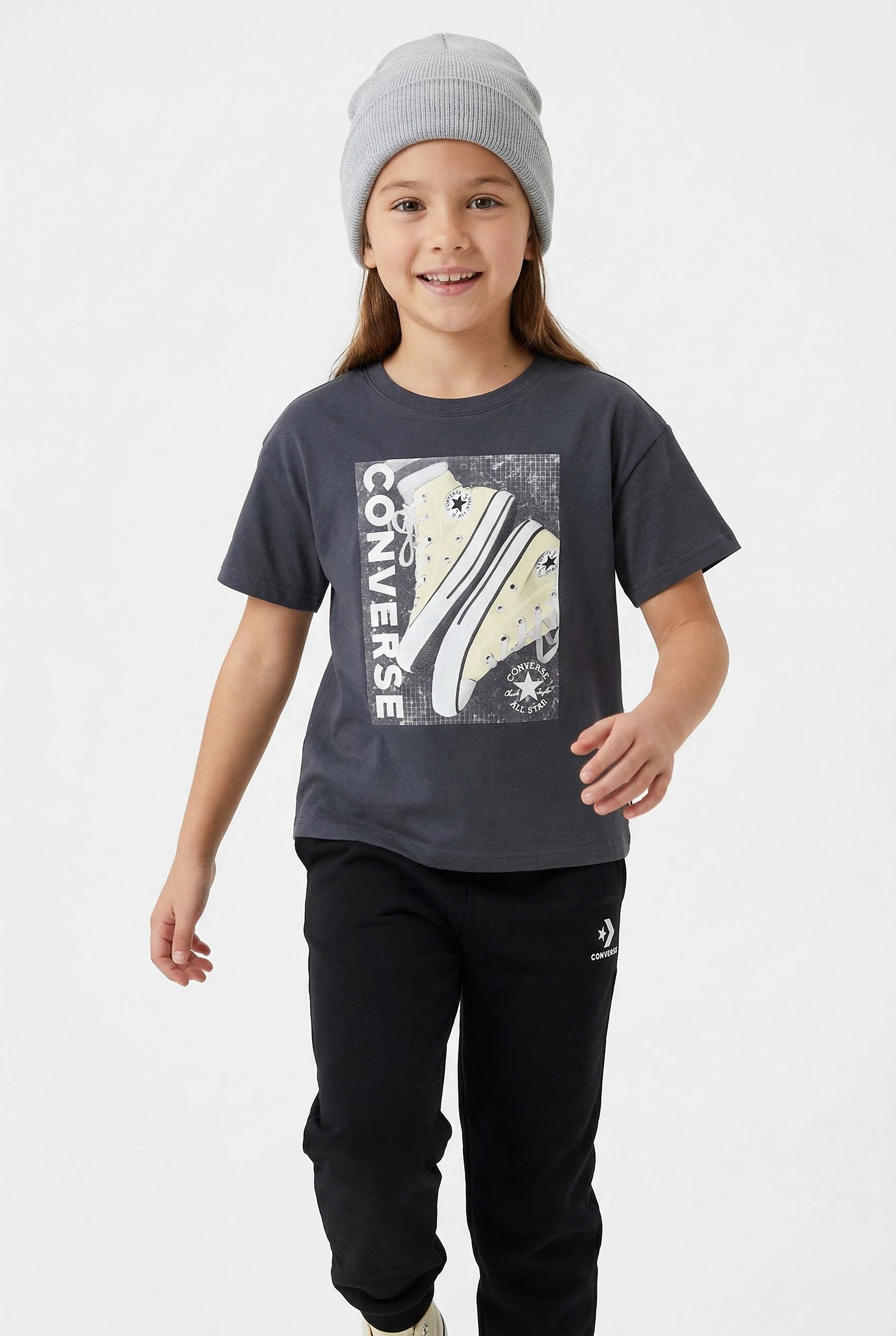 Converse T-Shirt CNVG SNEAKER GFX BF TEE Kurzarm-Design, aus Baumwolle und Polyester, mit Rundhalsausschnitt