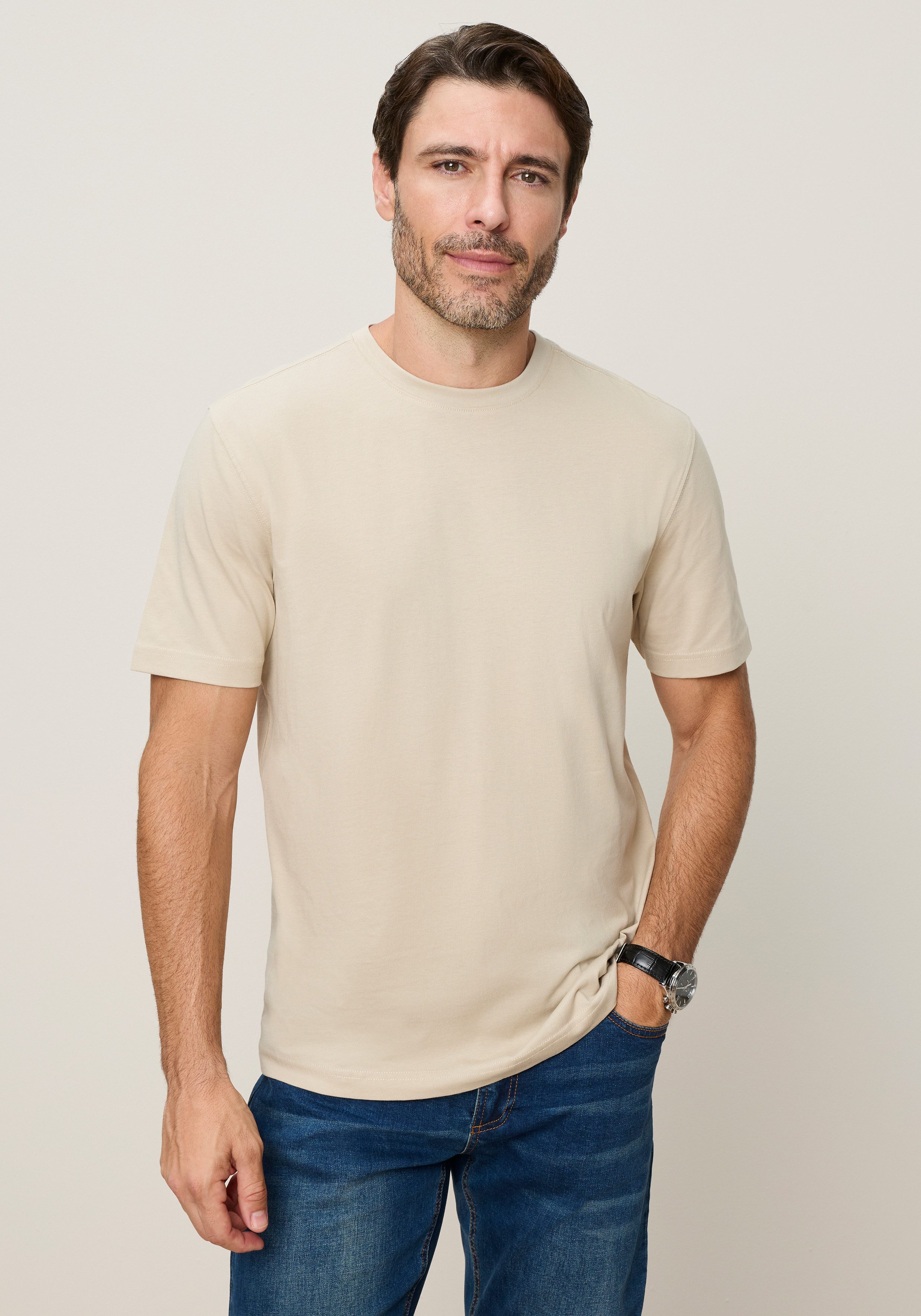 Man's World Rundhalsshirt (5er-Pack) Kurzarm, Regular Fit, unifarben, Rundhals, aus Baumwolle