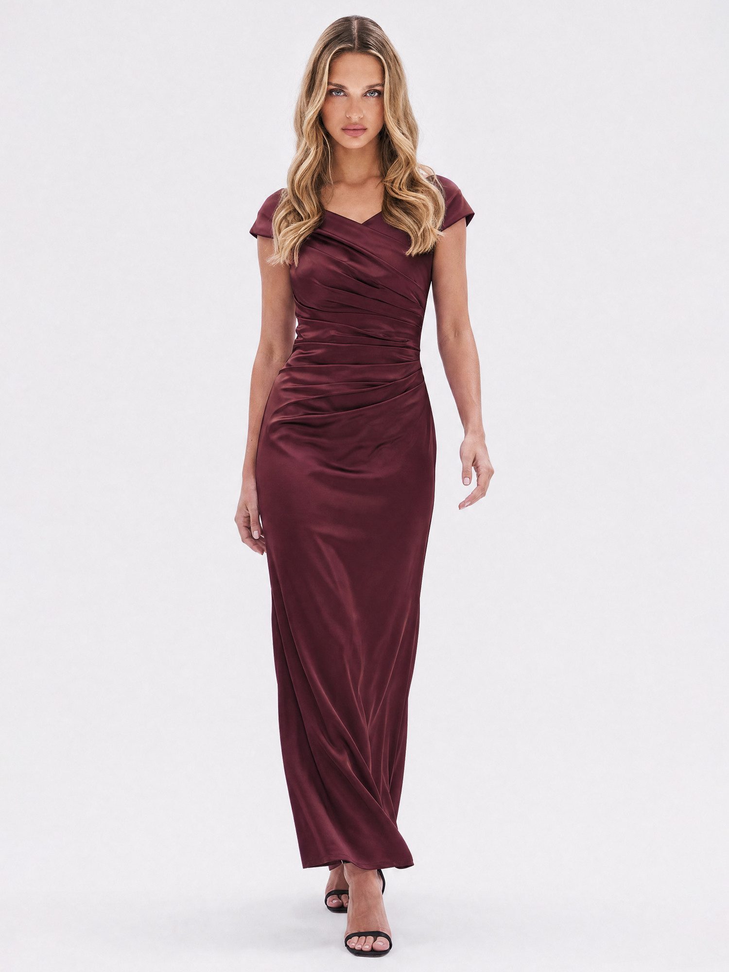 Apart Maxikleid aus Satin