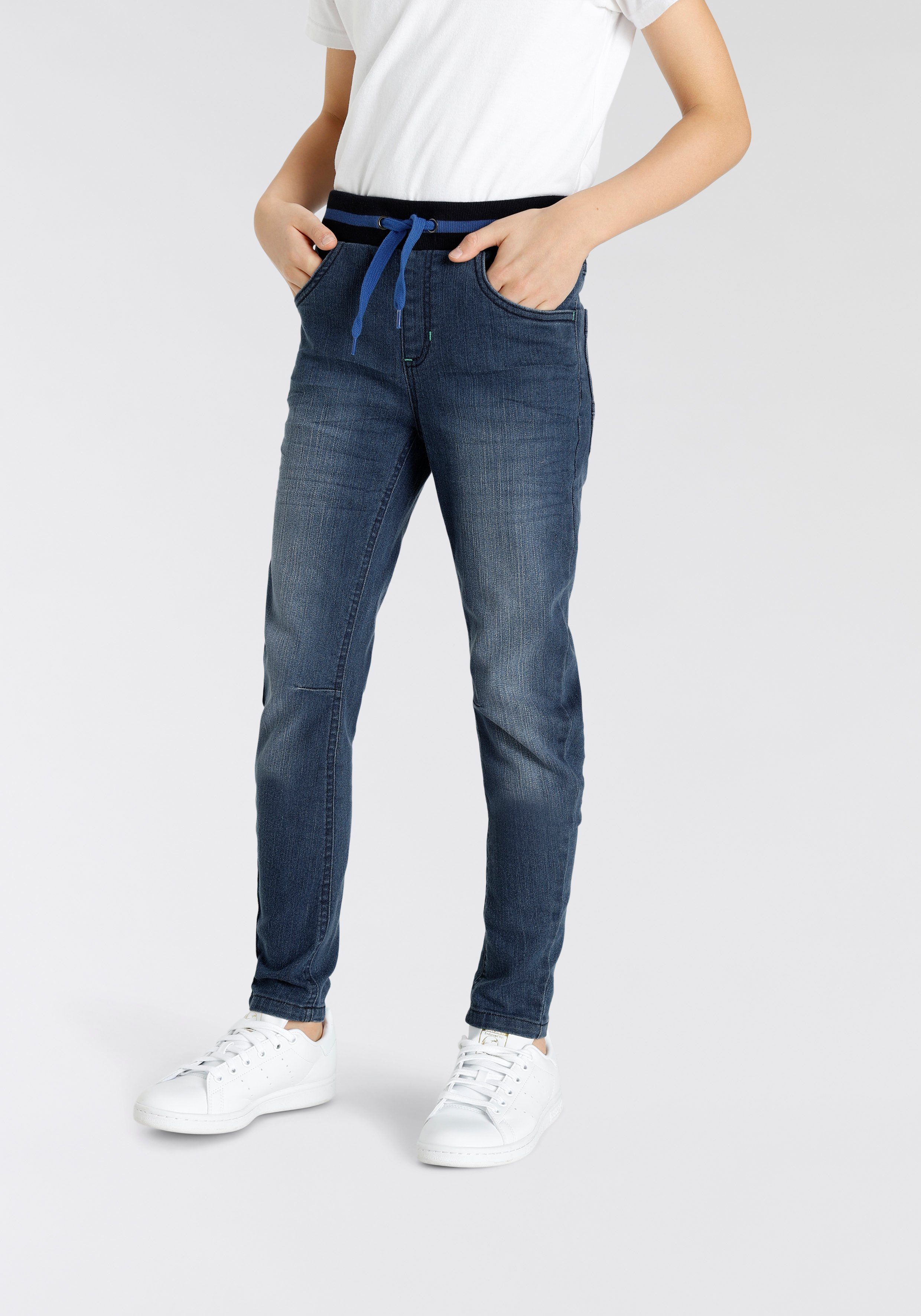 KangaROOS Schlupfjeans, Stretch-Jeans mit schmalem Bein für Jungen schmale Beinform, Used-Waschung, komfortable Leibhöhe
