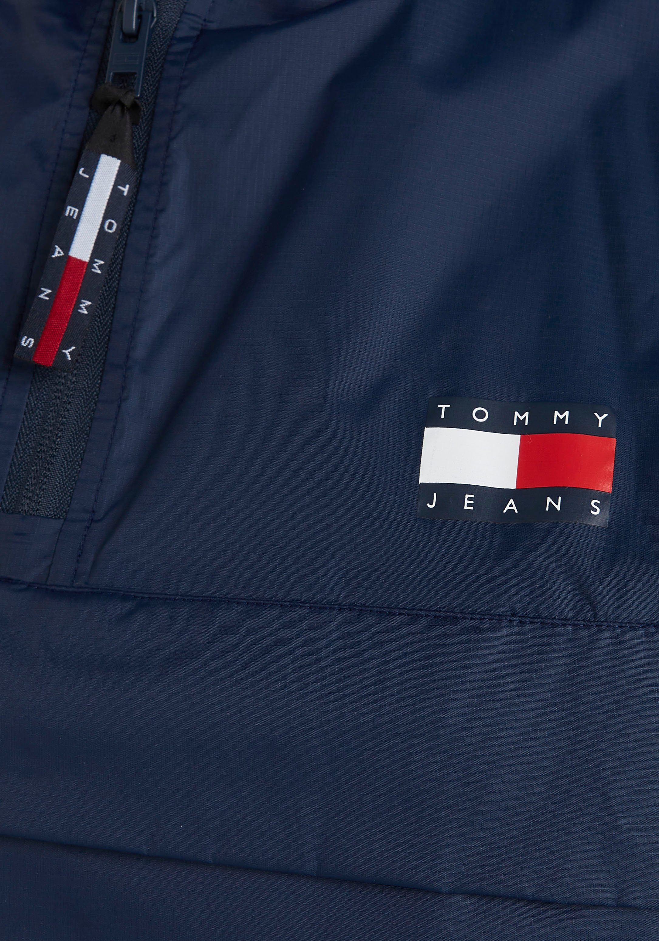 PCK CHICAGO Plus Jeans mit Eingriffstaschen PLUS Windbreaker TJM Tommy POPOVER