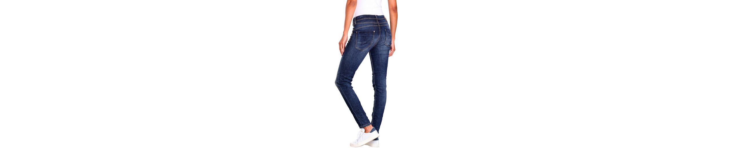 GANG RelaxfitJeans »Amelie Relaxed Fit« mit UsedEffekten online kaufen OTTO