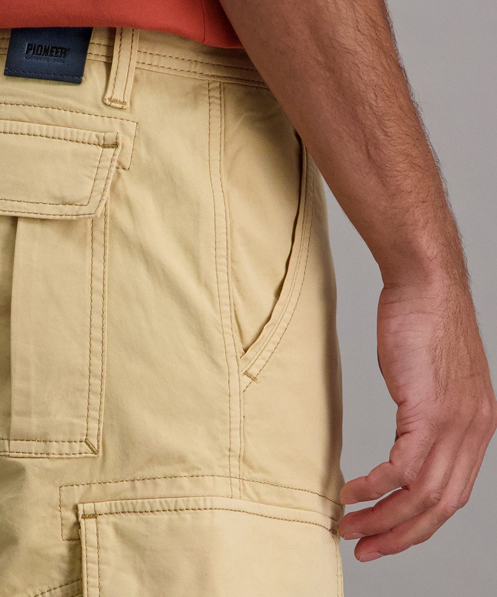 Pioneer Authentic Jeans Bermudas COREY Cargo Bermuda mit Taschen
