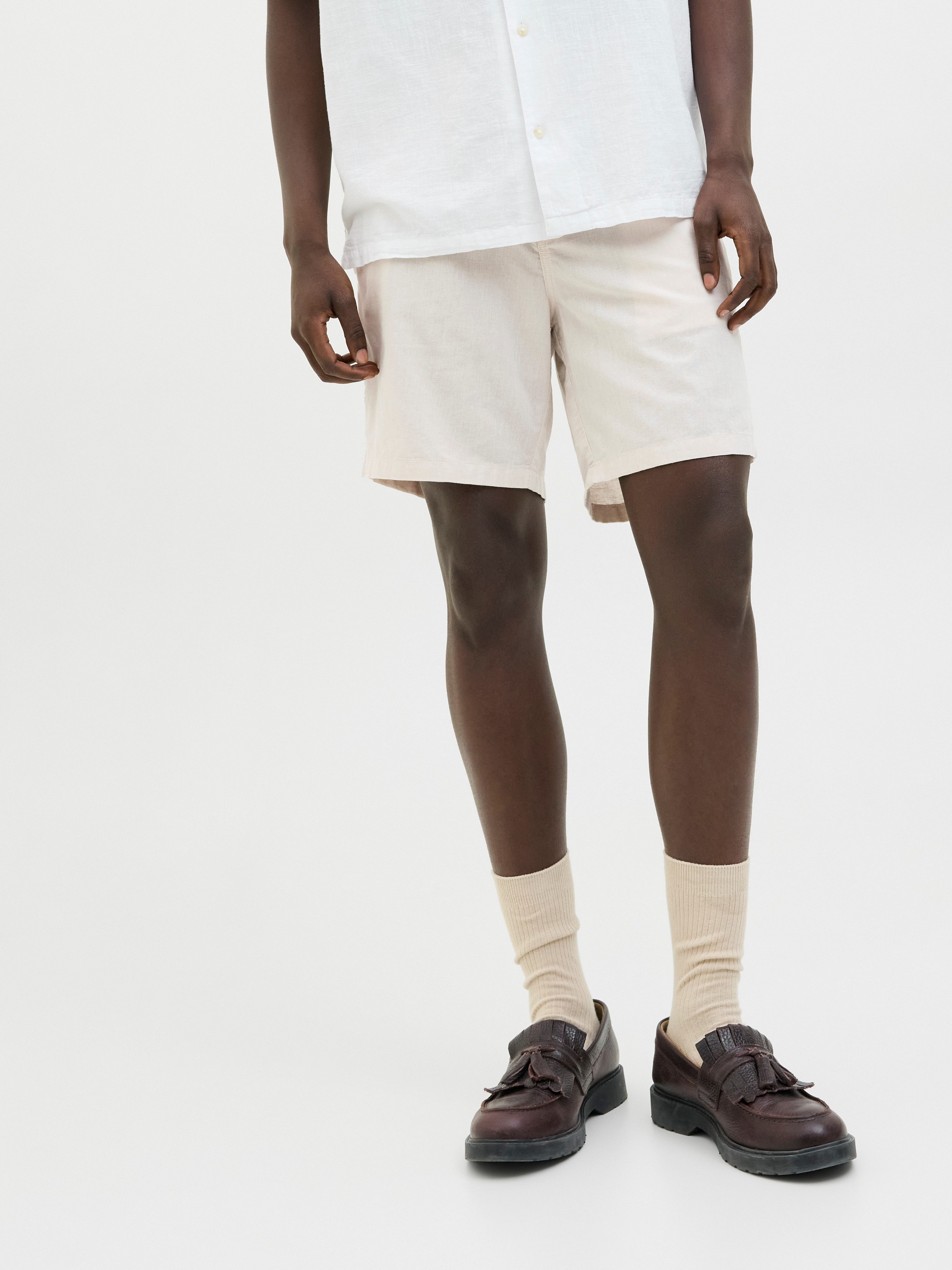 Jack & Jones Chinoshorts JPSTACE SUMMER SHORT SRT SN mit praktischen Taschen