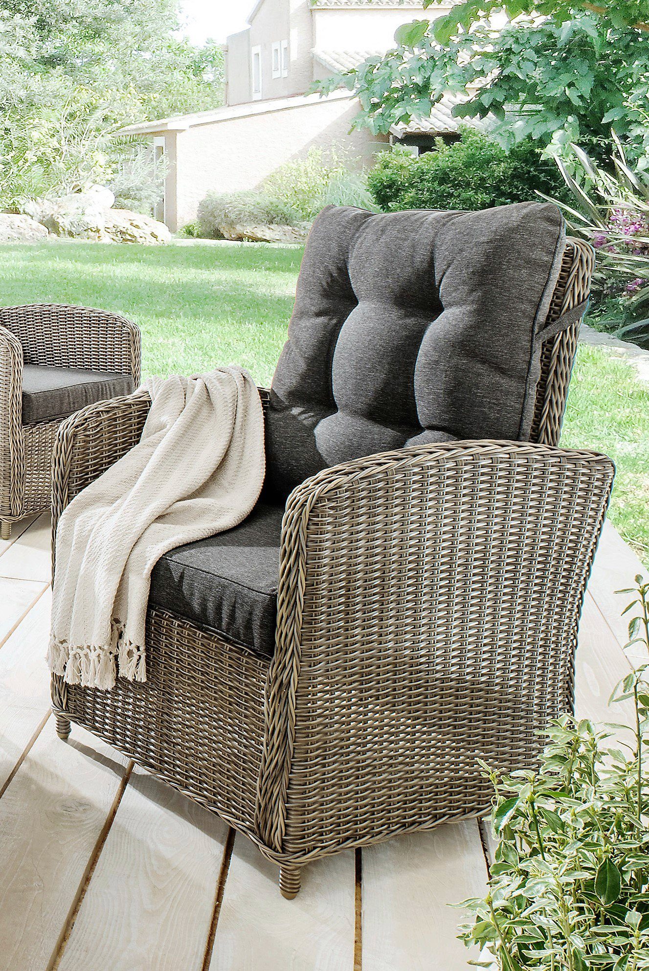 Neue Produkte im Versandhandel supergünstig! Destiny Loungesessel MERANO, Polyrattan, Rückenlehne vintage grau inkl. Auflagen verstellbar, stufenlos