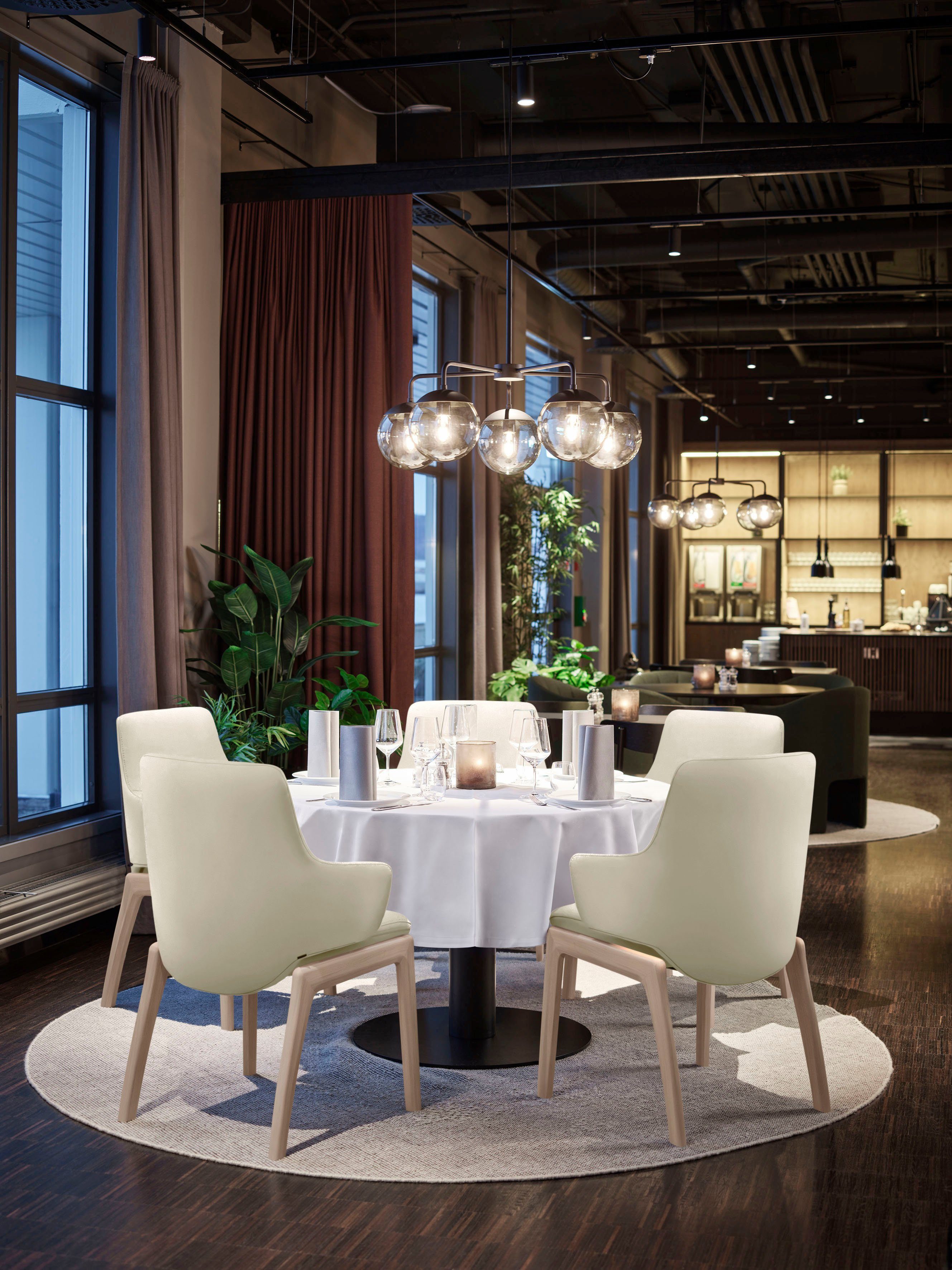 Stressless® Polsterstuhl Laurel, Low Back mit Armlehne, Größe L, mit abgerundeten Beinen in Eiche natur