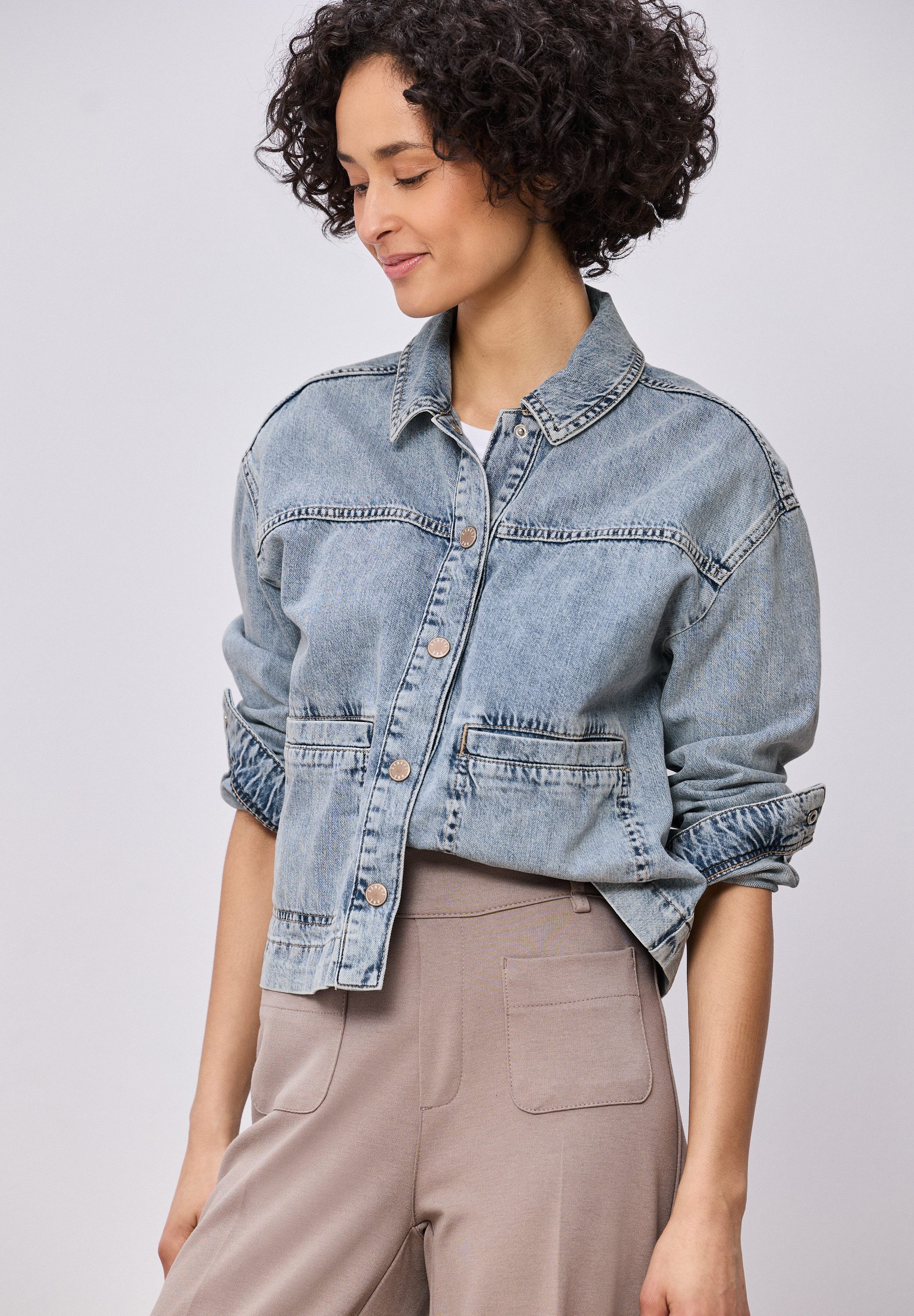 STREET ONE Jeansjacke mit großen Taschen und Hemdkragen günstig online kaufen