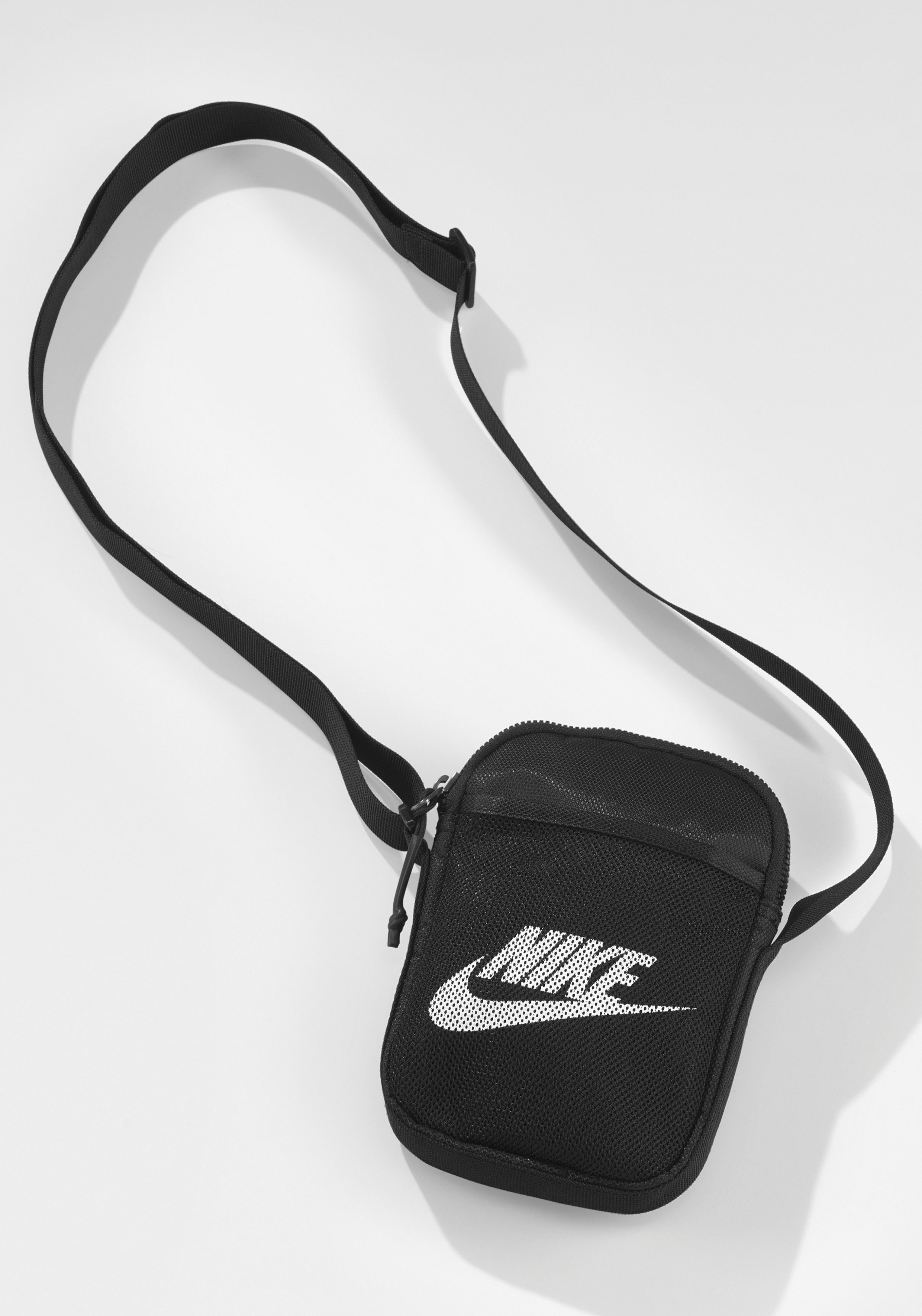 Nike Sportswear Umhängetasche »Nike Sportswear Heritage Small Item« online  kaufen | OTTO