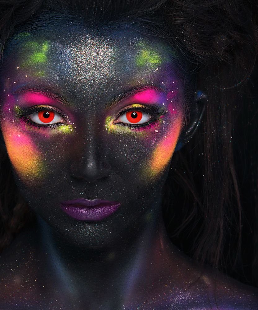 aricona Farblinsen Farbige Kontaktlinsen Rot Schwarzlicht Neon Halloween  Reflektieren Glow, ohne Stärke, 2 Stück