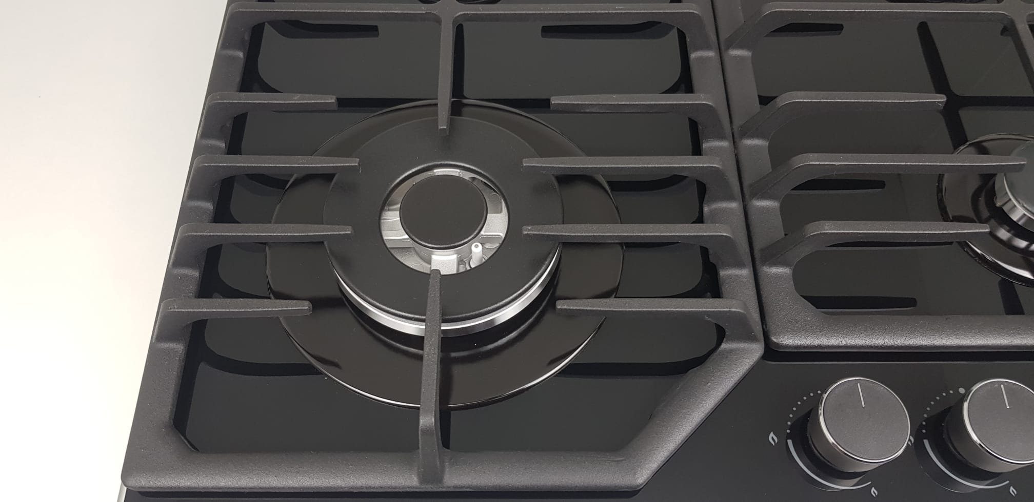 Gasline Gas-Kochfeld mit elektrische Zündung und Zündsicherung, 60cm breit, 4 flammig, 3,8kW Wok Brenner, autark GAG60GLWG, Glaskeramik, Erdgas 20mbar / Propangas 50mbar