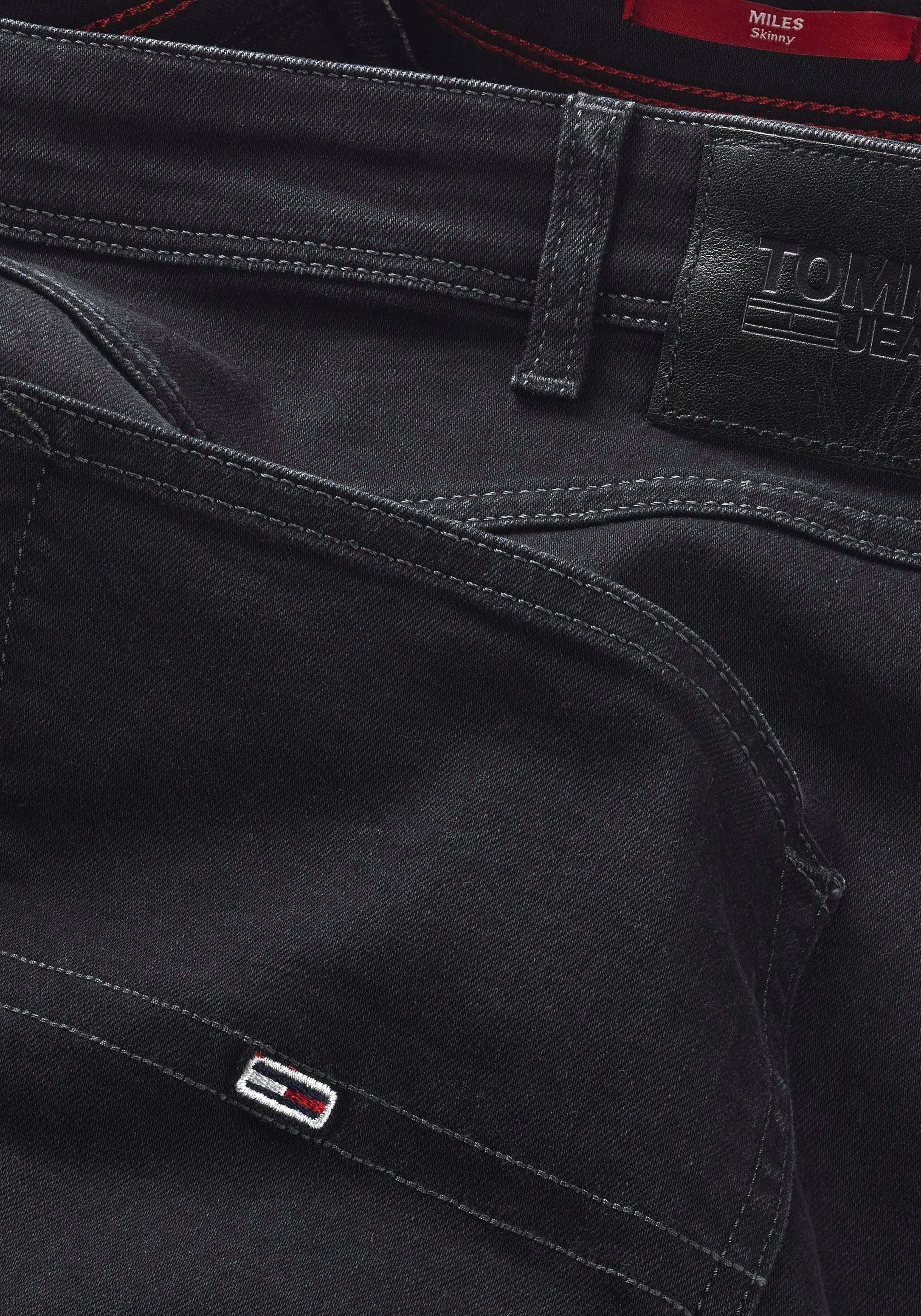 Tommy Jeans Plus Skinny-fit-Jeans Black mit Denim Leder-Badge PLUS BG1252 SKNY SIMON