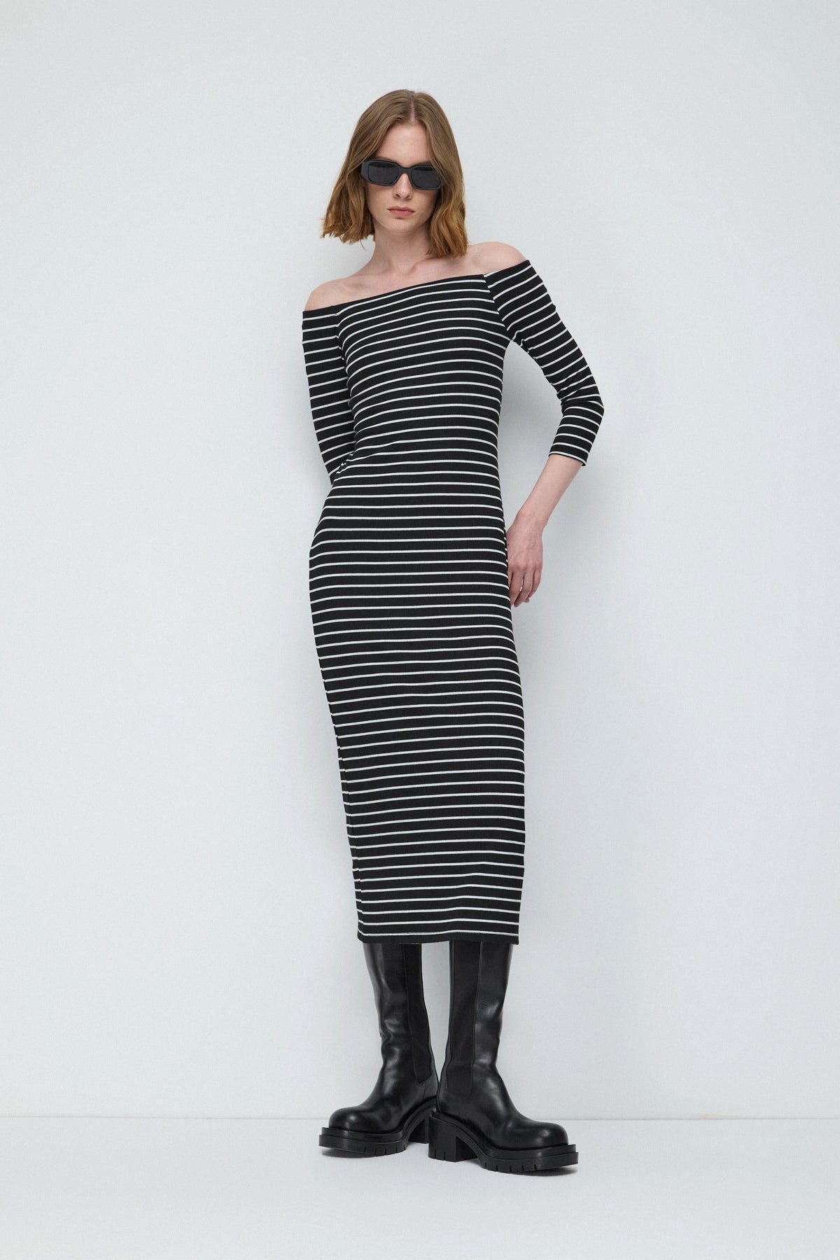 Midikleid figurbetontes gestreiftes Kleid