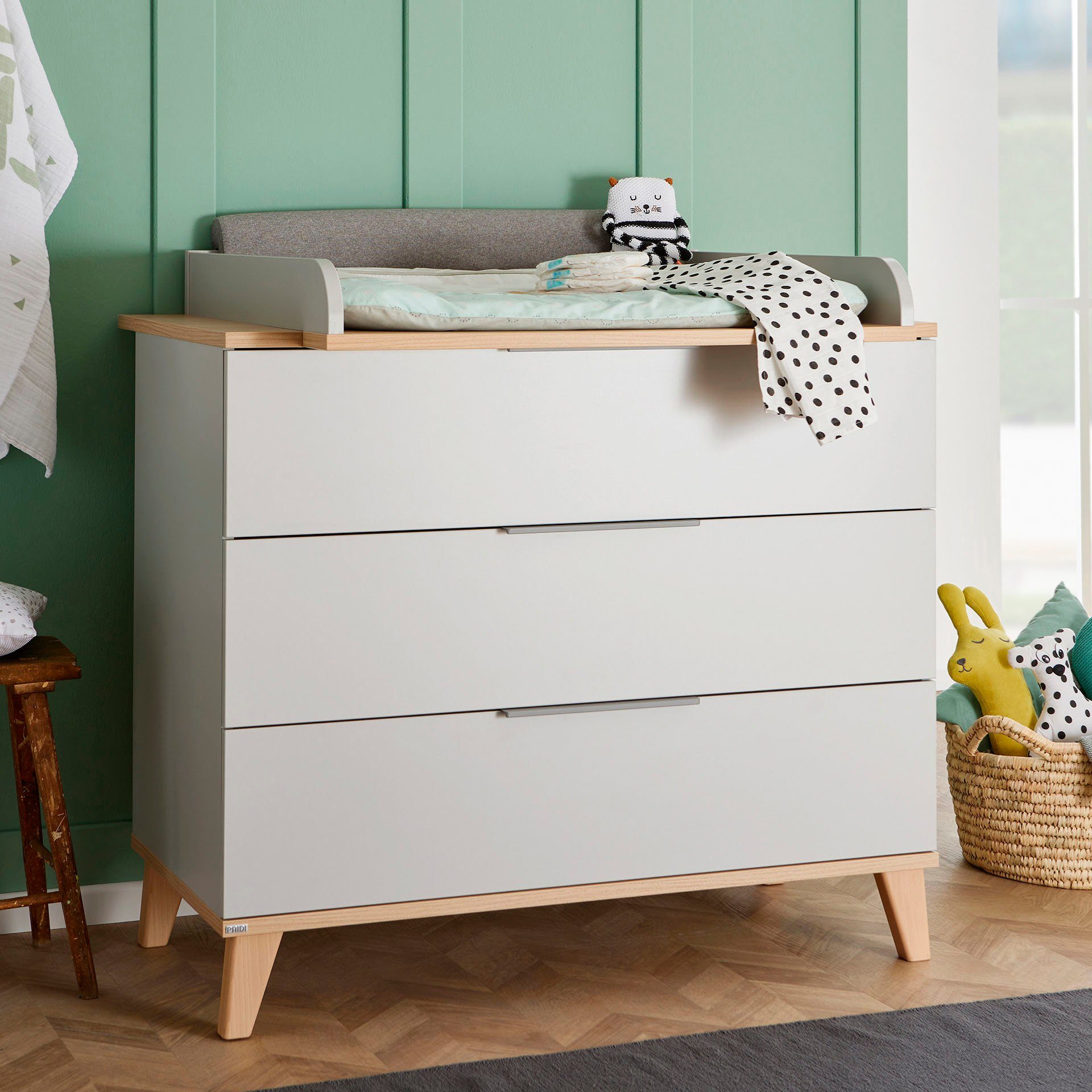 PAIDI Wickelkommode FIENE in Grau, 3 Schubladen mit Soft-Close, Vollauszug, Kommode in 110 cm Breite, geprüfte Sicherheit, Wickeltisch aus Holz