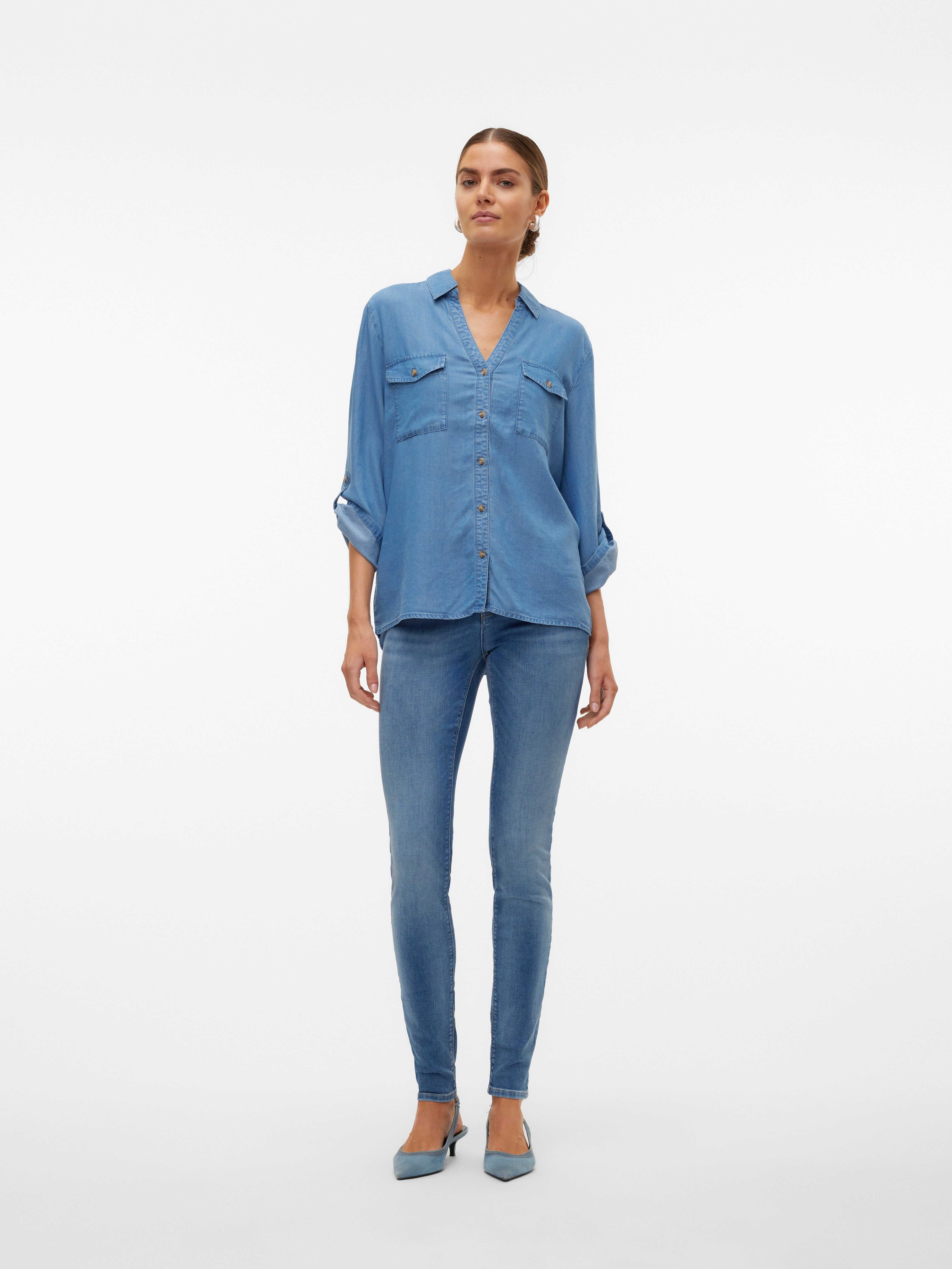 Vero Moda Hemdbluse VMBREE 7/8 SLEEVE LOOSE TENCEL SHIRT GA im Denim-Look und mit Riegel am Arm