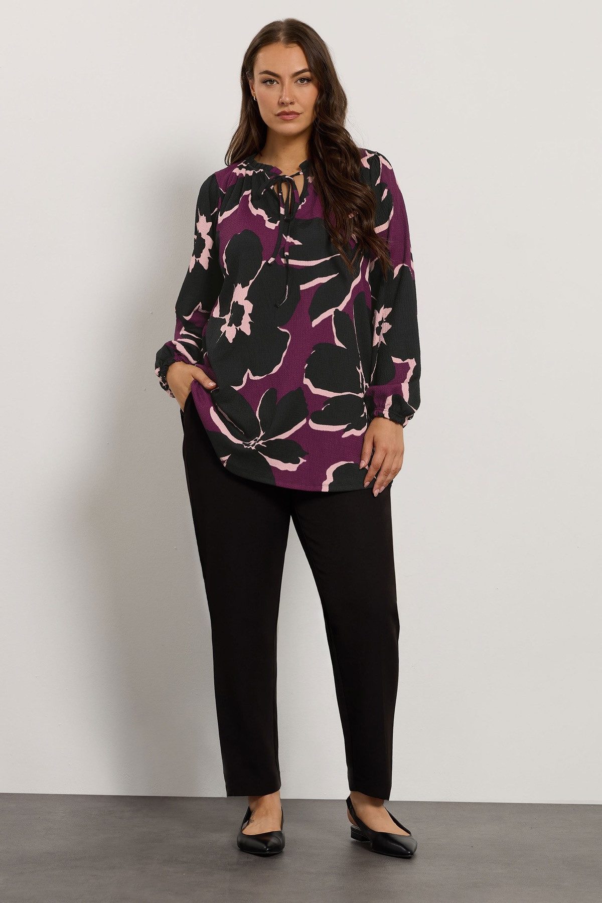 Stil Diva Blusentop Lange Bluse mit Blumenmuster in großen Größen und Binde günstig online kaufen