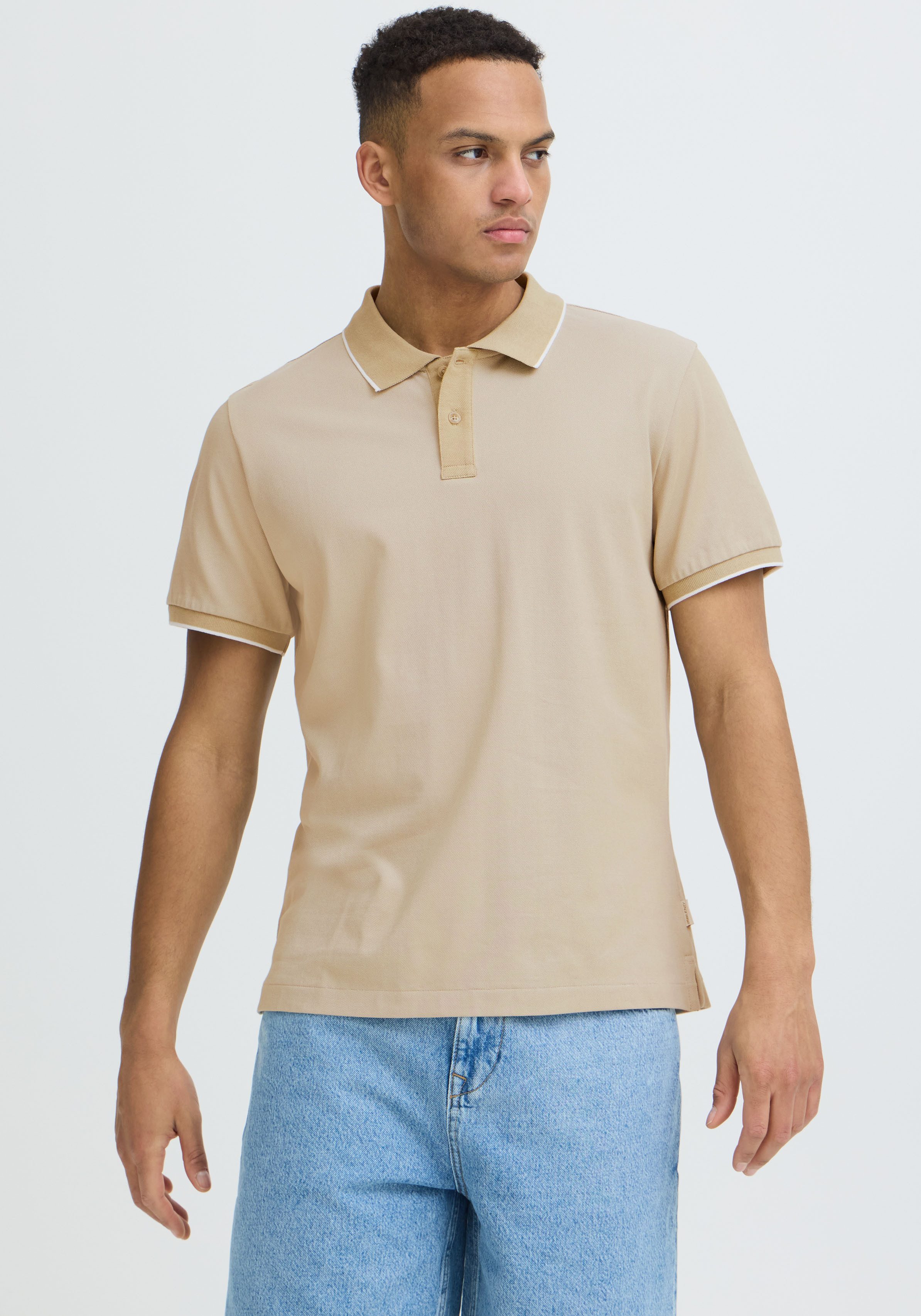 Blend Poloshirt BHGILBERT POLO S/S aus Baumwollmischung, Regular Fit, mit kurzer Knopfleiste, unifarben