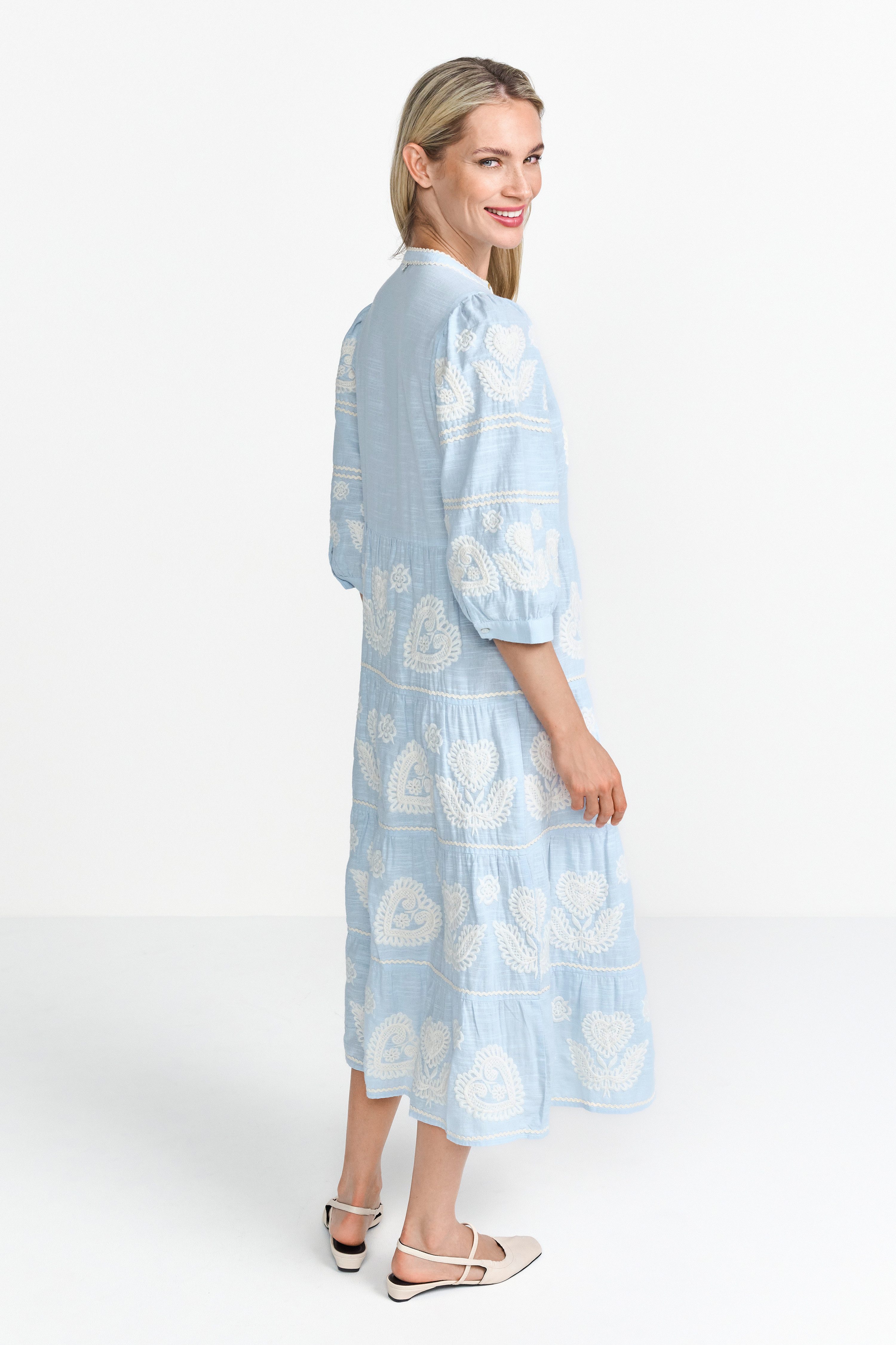 RICHROYAL Maxikleid Mit Knopfleiste und Rundhalsausschnitt günstig online kaufen