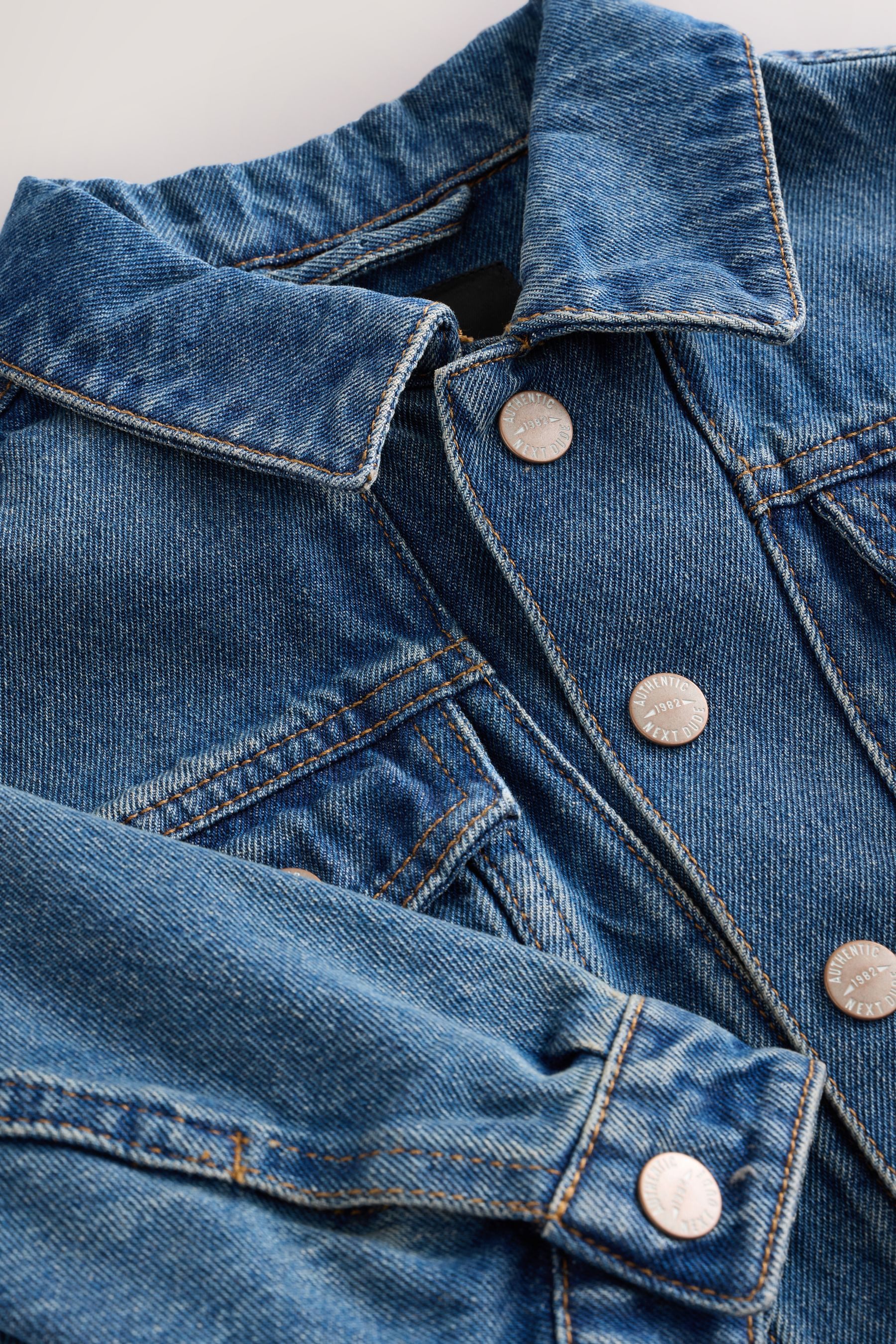Next Jeansjacke Denim-Jacke aus 100 % Baumwolle (1-St)