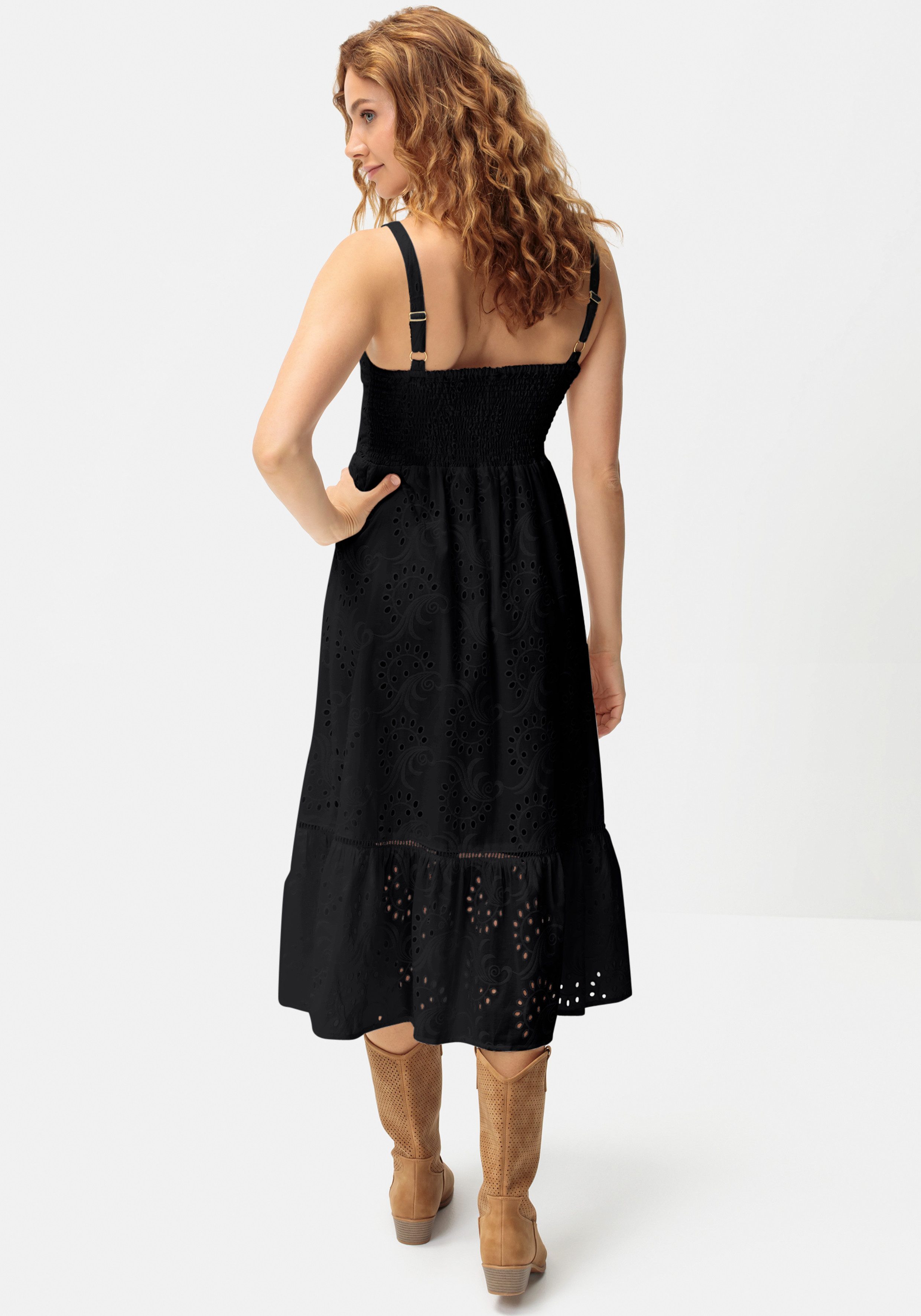 LASCANA Midikleid mit sommerlicher Lochstickerei