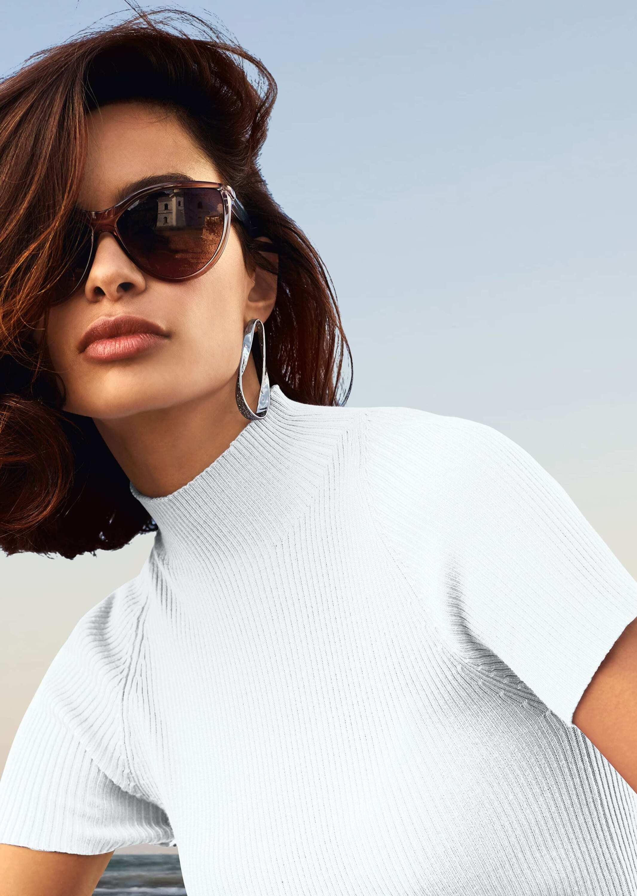 MADELEINE Strickpullover Kurzarm-Pullover aus Strick Rippenstrick mit Stehkragen und Raglanärmeln