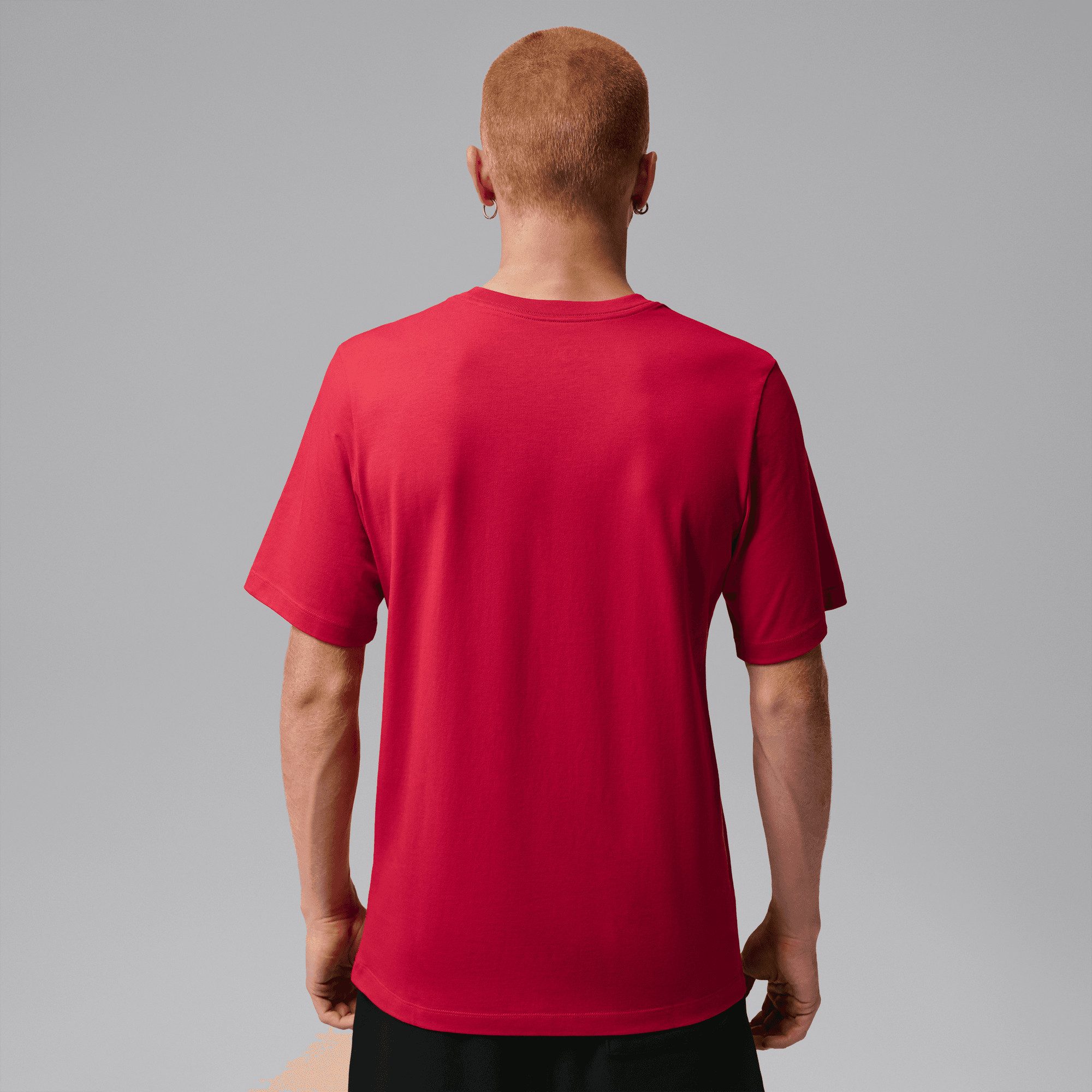 Jordan Trainingsshirt Jordan Poolside Men's T-Shirt mit markantem Frontprint, atmungsaktives Material, aus Baumwolle