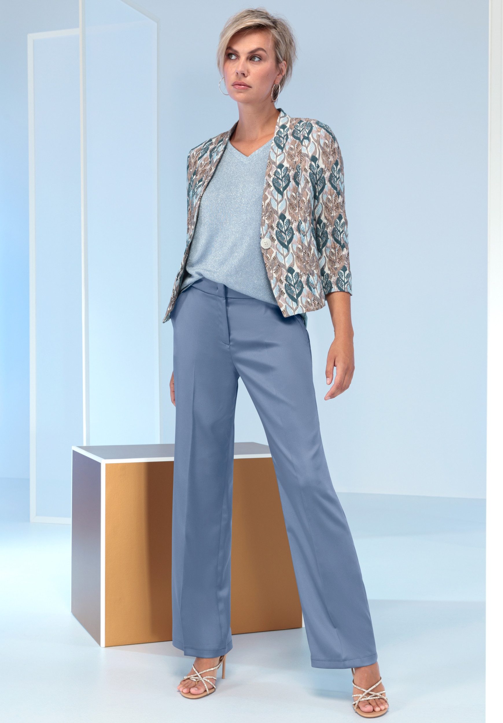 bianca Kurzarmshirt - Kurzarmshirt in Unifarbe mit V-Ausschnitt