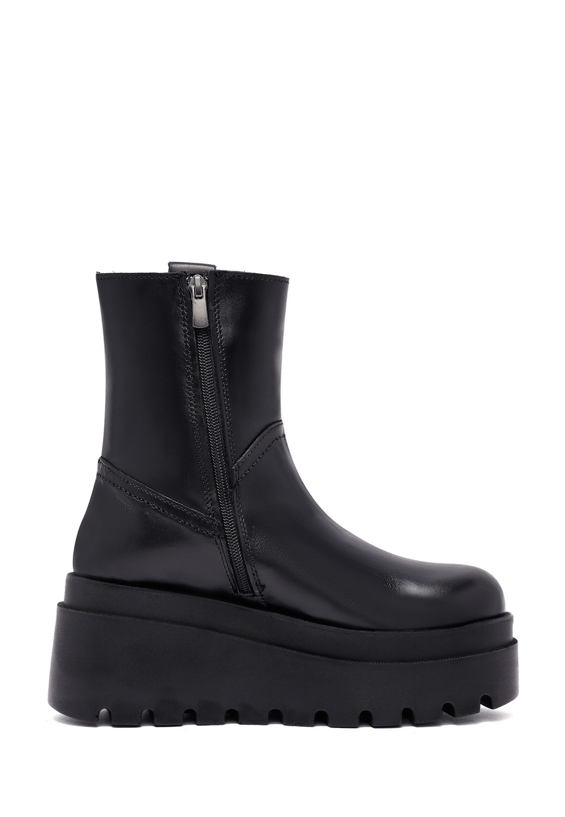 Derimod Plateau-Stiefeletten aus Leder Ankleboots