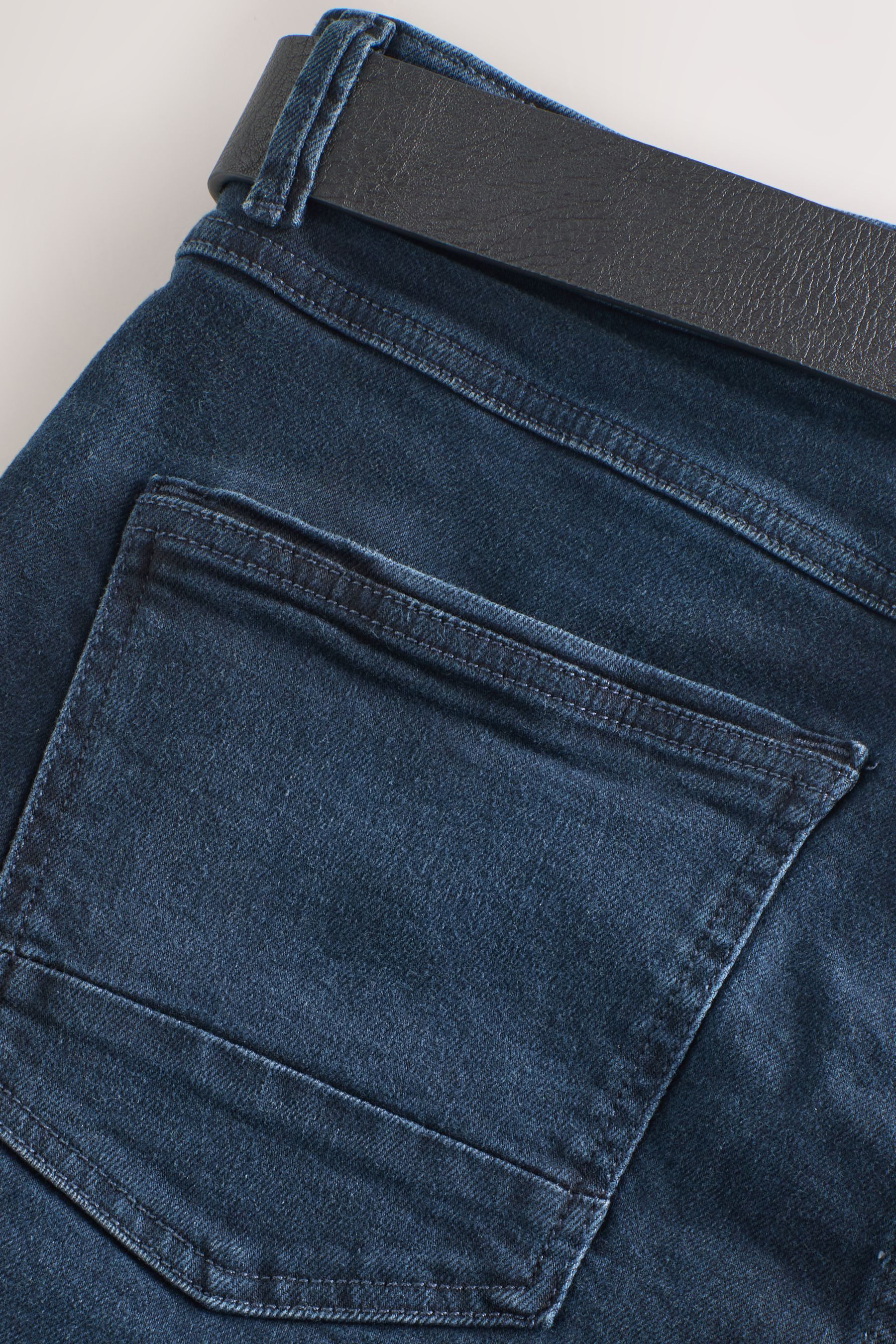 Next Straight-Jeans Jeans mit Gürtel (2-tlg)