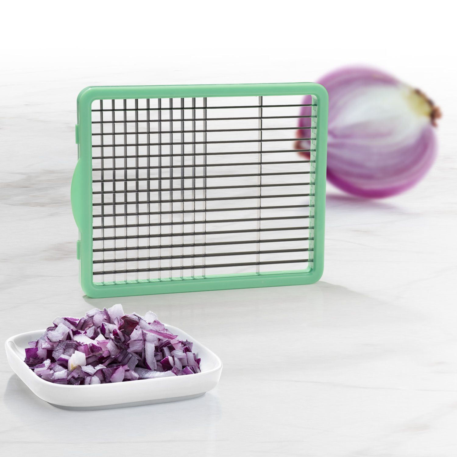 Genius Gemüseschneider Nicer Dicer Chef Messereinsätze 6x6 + 6x30 + 12x48 mm + Tomateneinsatz, zahlreiche Schneidoptionen: Würfel, Stifte, Scheiben, Streifen – Bild 2 von 5