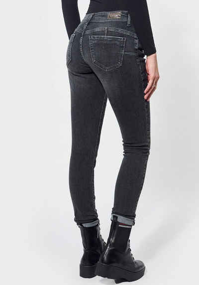 Kaporal Stretch-Jeans »LOKA« mit feinen Details