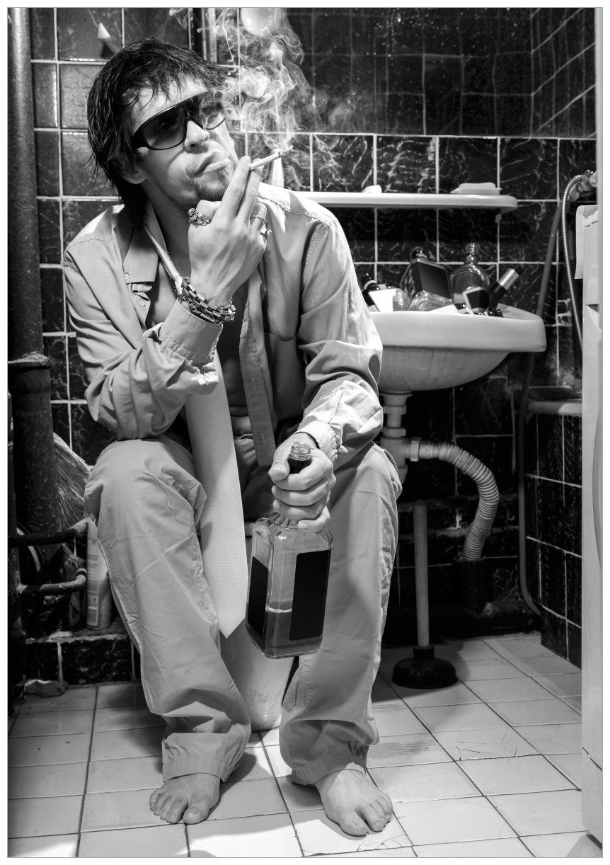 Poster Kloparty - Sexy Mann auf Toilette mit Zigarette SW