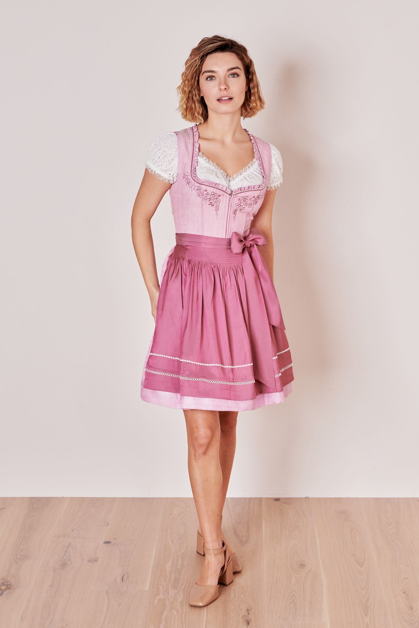 Krüger Madl Dirndl 416567-050 günstig online kaufen