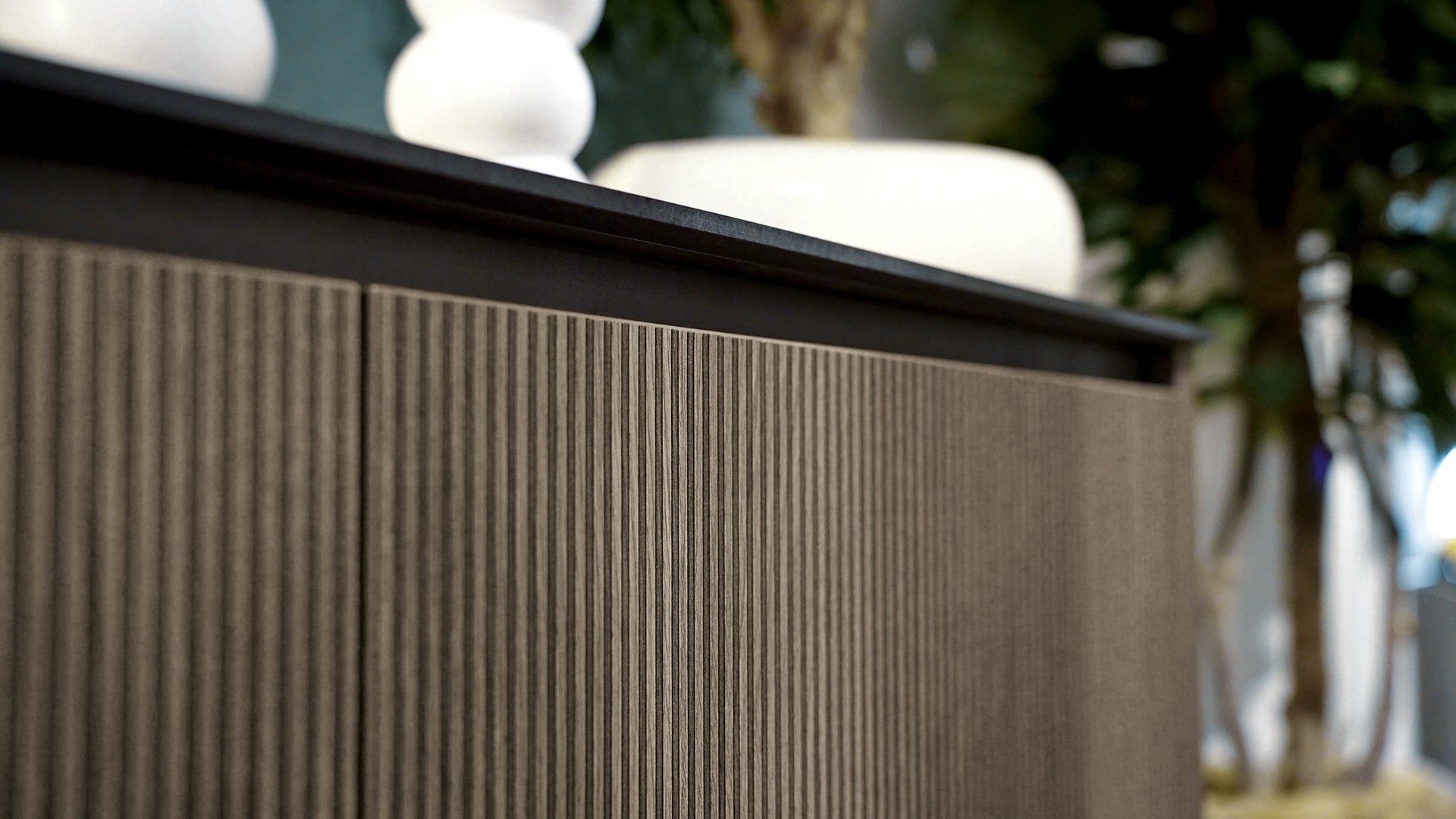 Interdesign24 Sideboard Hexa (mit 3 Türen, in Holzoptik, mit Oberplatte in Marmoroptik), Made in Italy