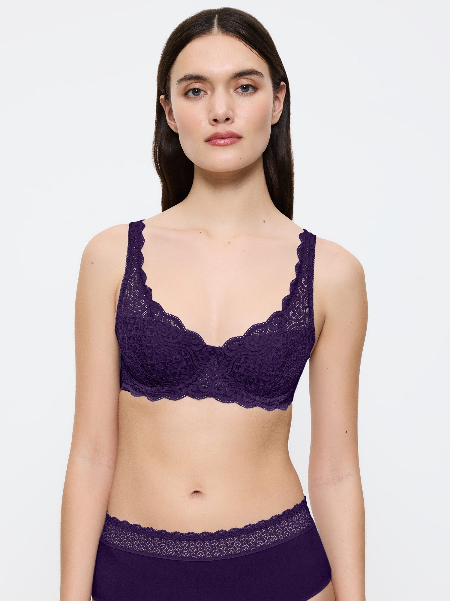 Triumph Bügel-BH Red Label Amourette halbgepolstert - zarte und glatte Unterbrustnähte